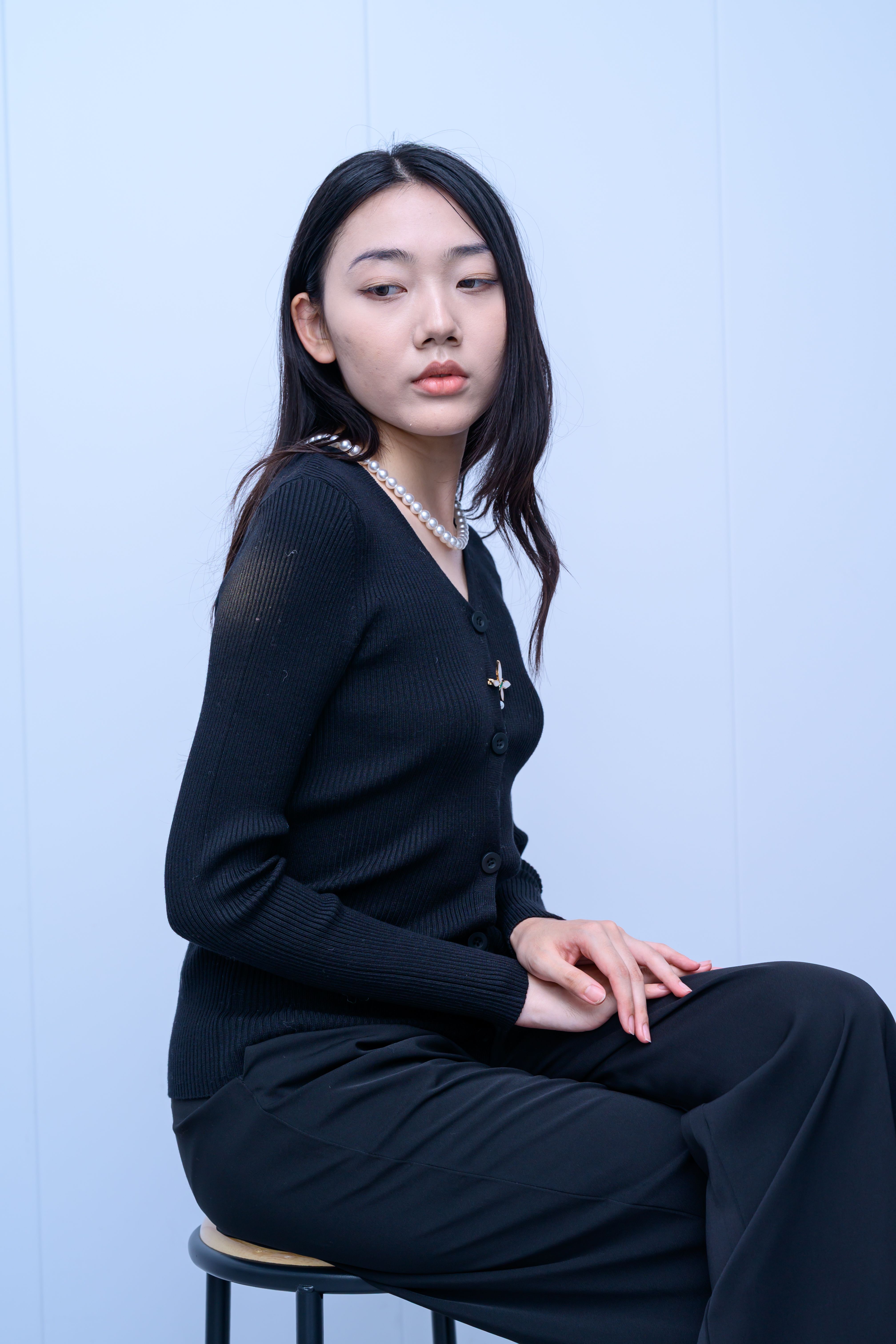 s030Starry Texture Mock Neck Knit Top