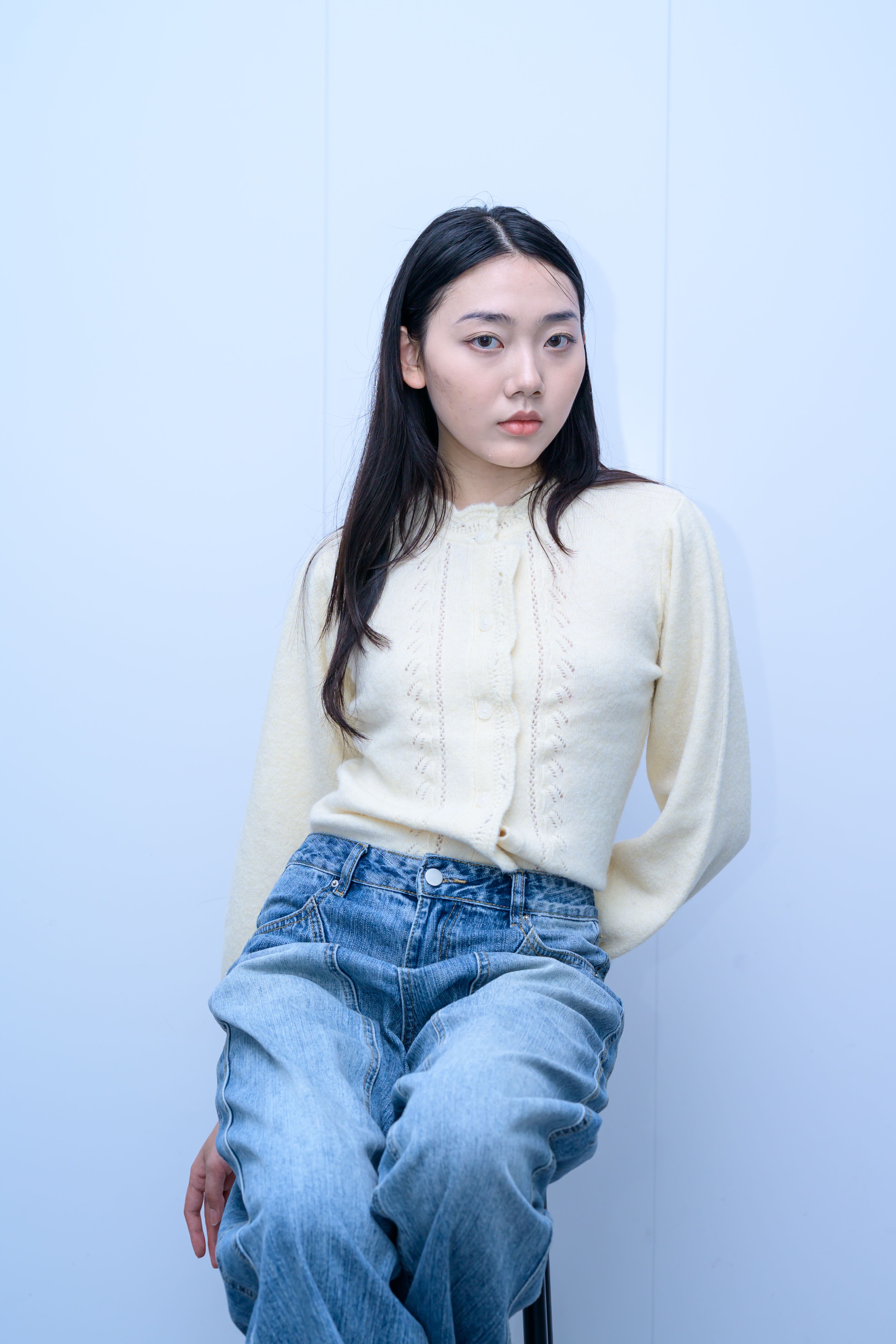 s049Cream Yellow Textured Ruffle Collar Knit Cardigan