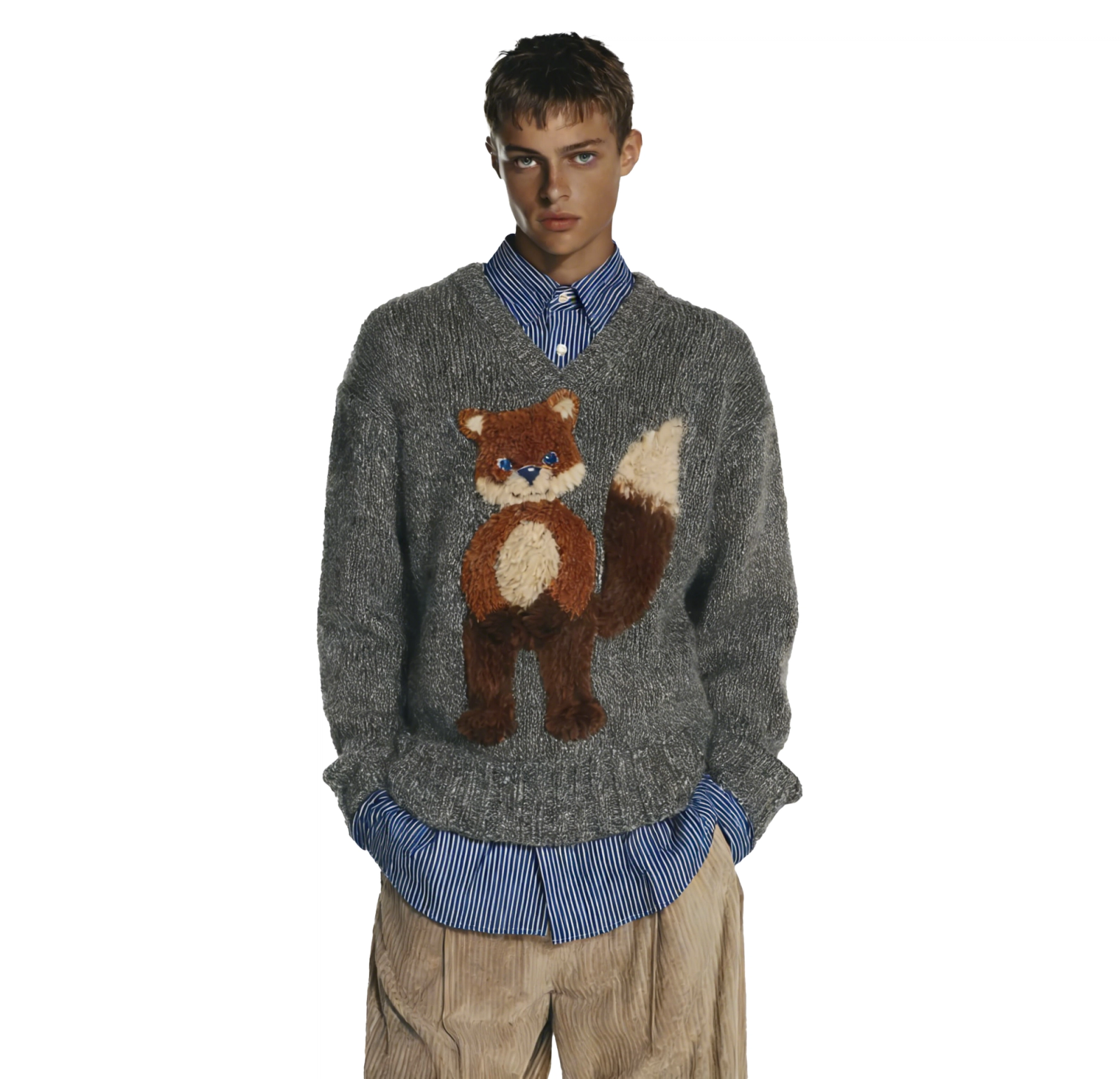 m025Fluffy Fox Applique V-Neck Knit Sweater