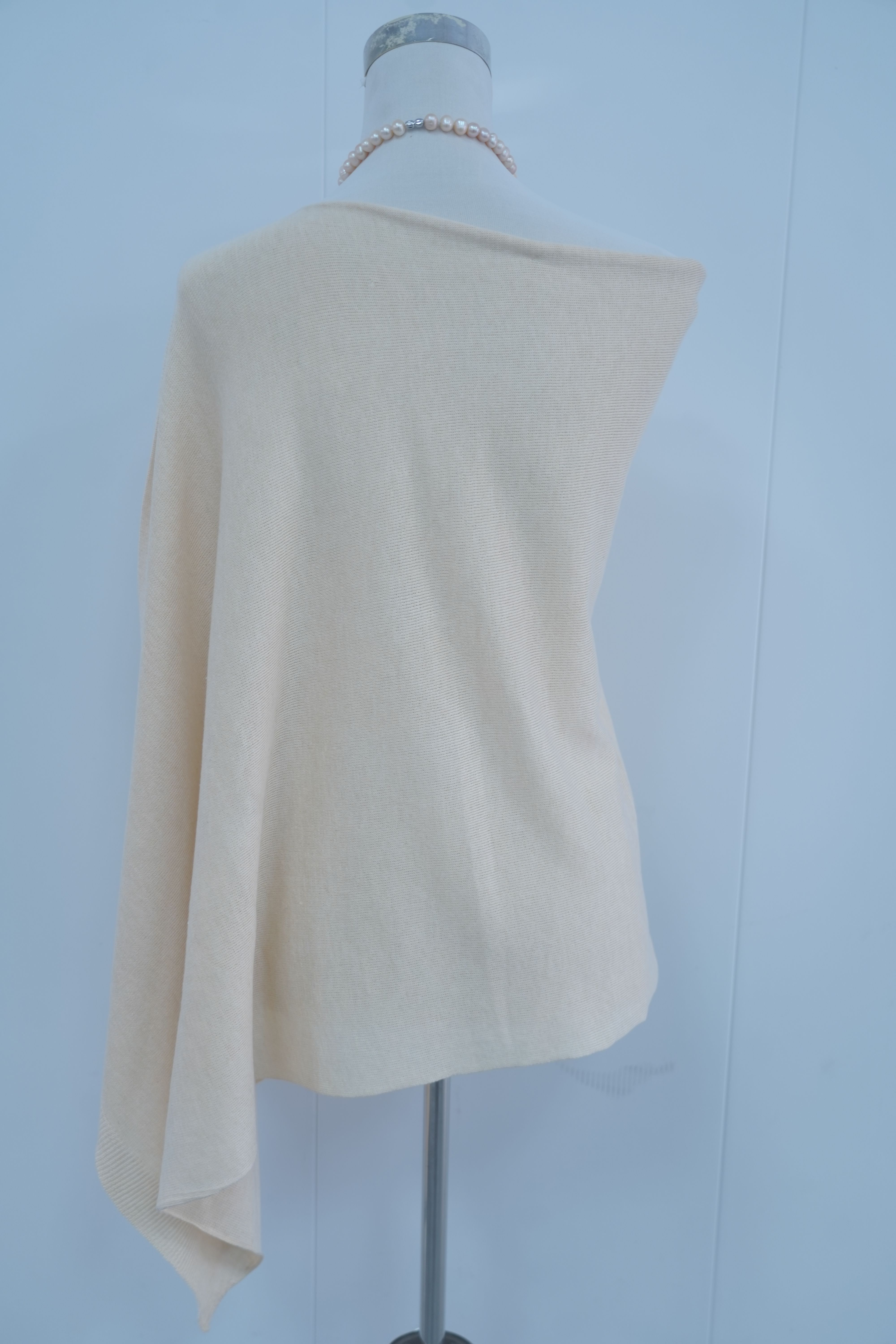 s018Apricot Beige Sleeveless Knit Top