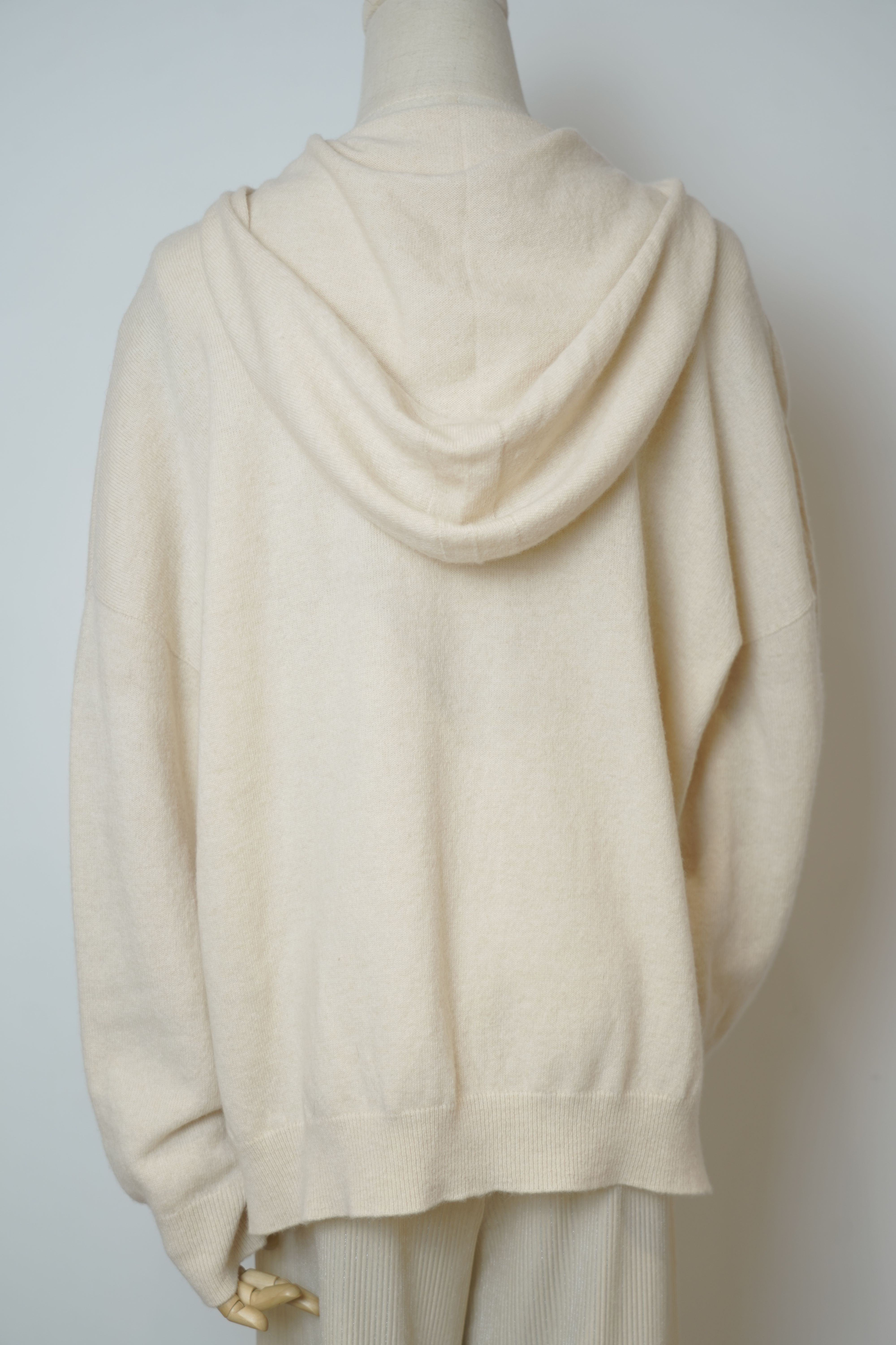 s024Apricot Beige Soft Crew Neck Knit Sweater