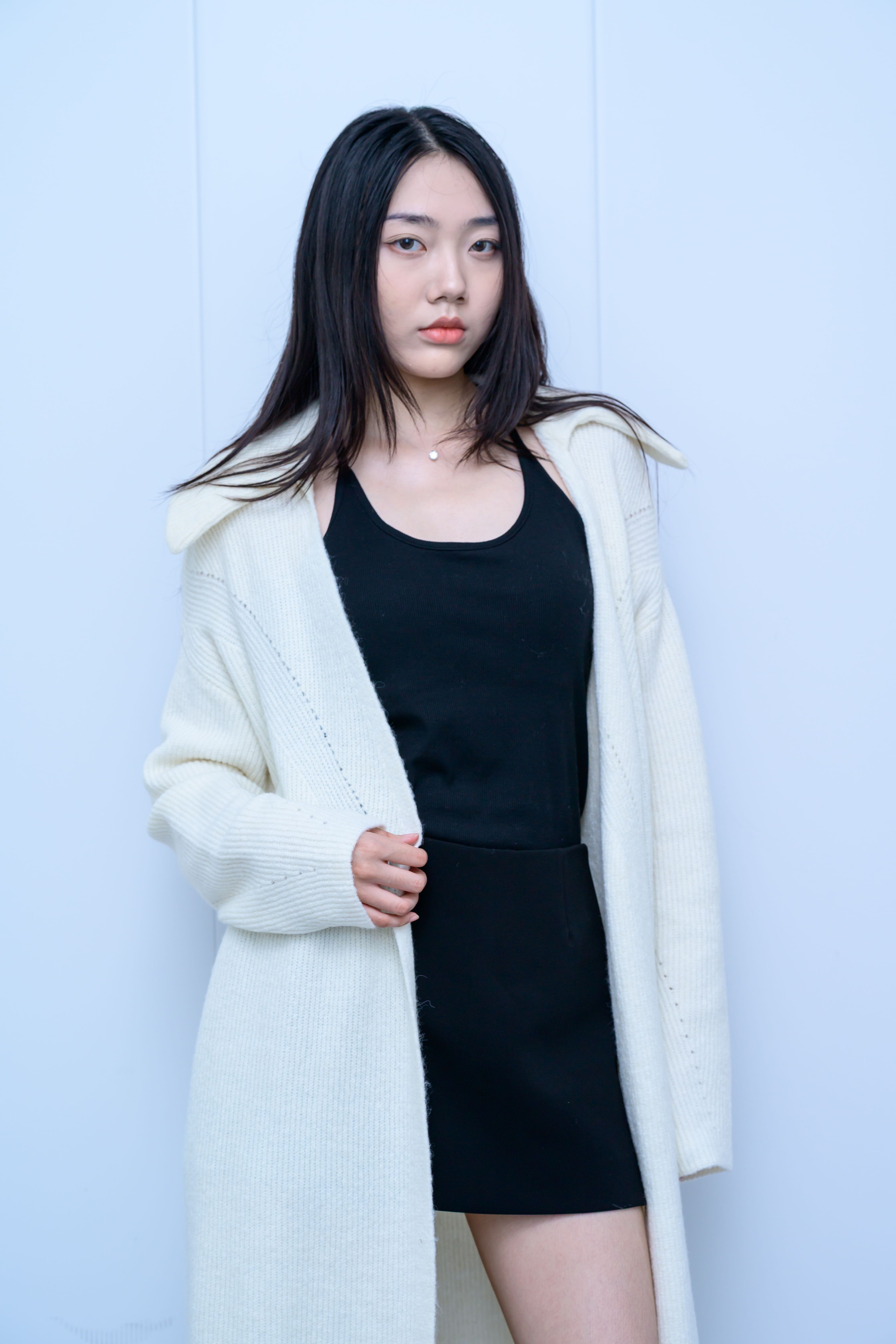 s036Cream White Textured Lapel Longline Knit Cardigan