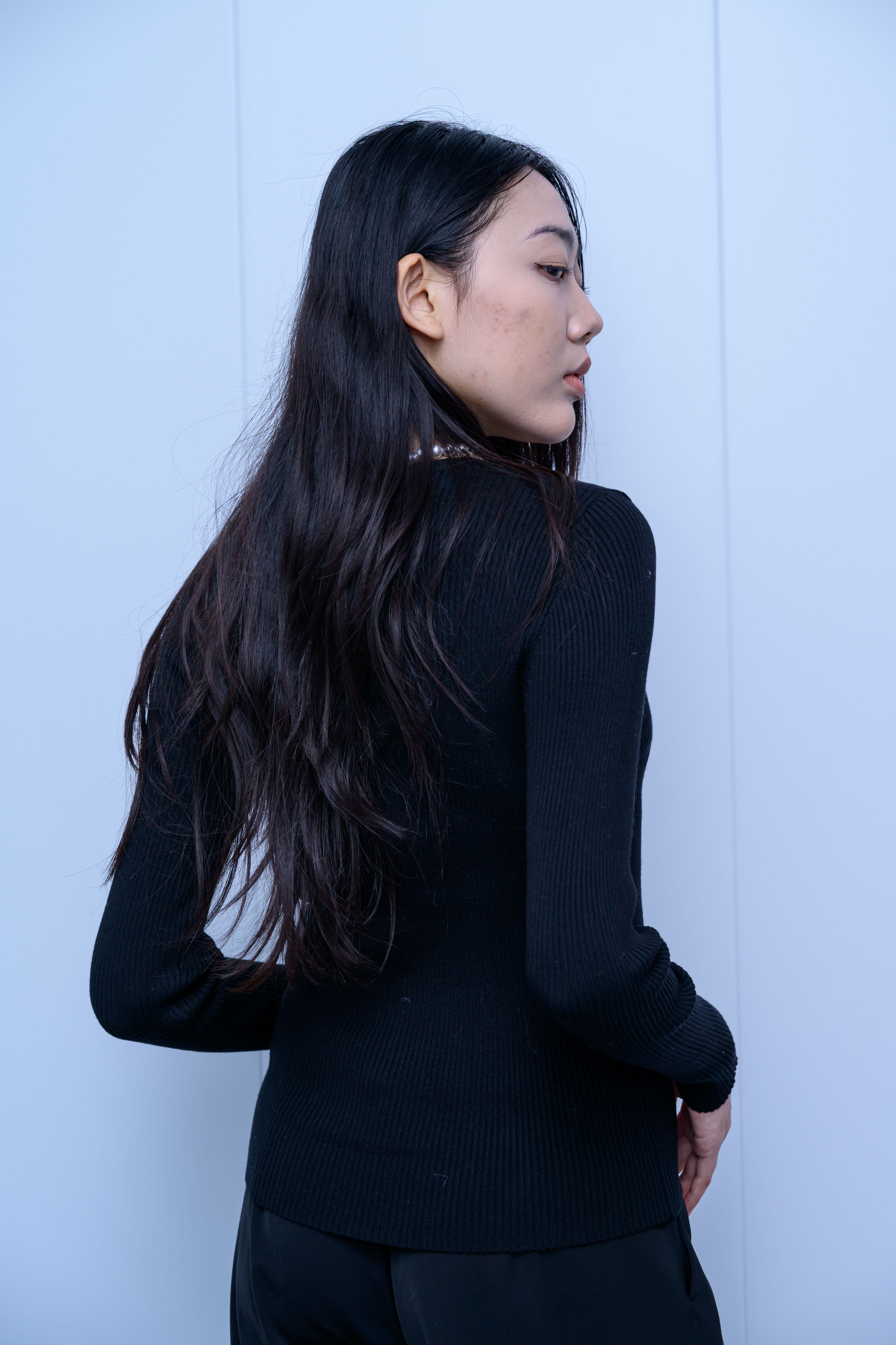 s030Starry Texture Mock Neck Knit Top