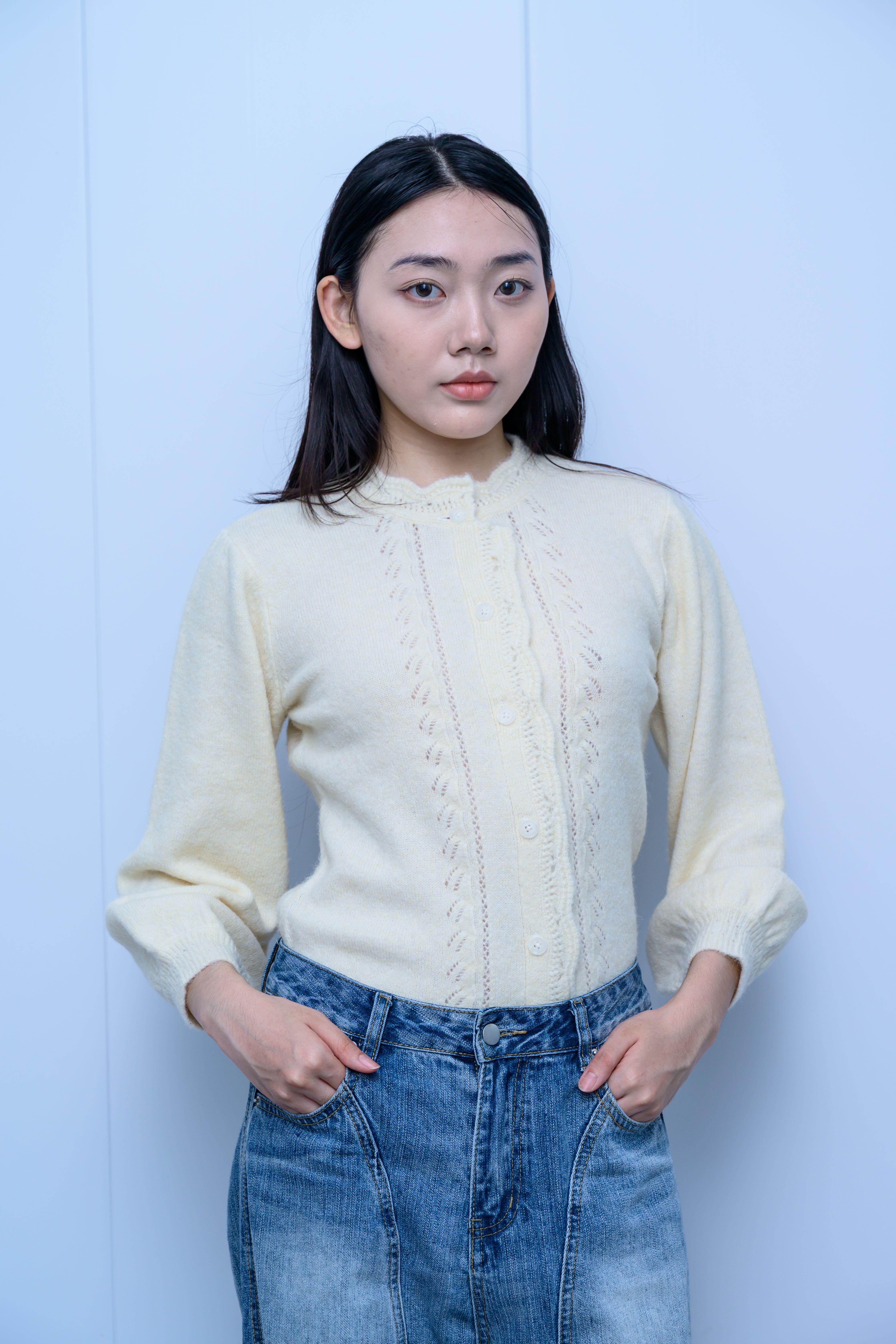 s049Cream Yellow Textured Ruffle Collar Knit Cardigan