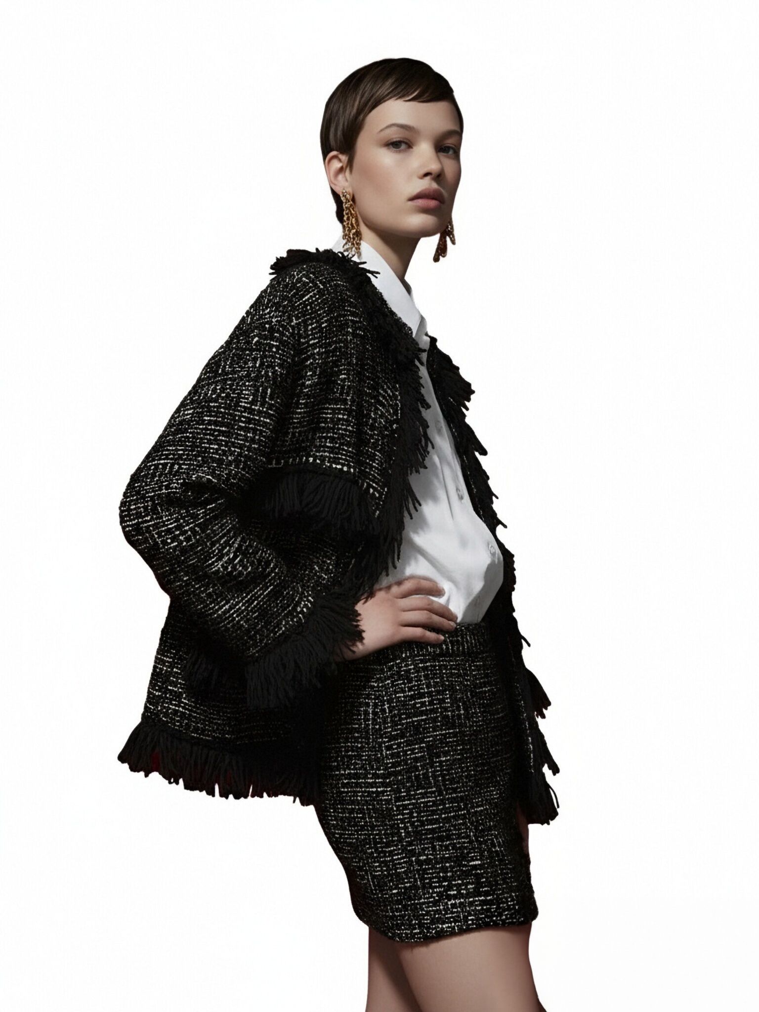 s061Black & White Tweed Fringe Trimmed Chanel-Style Co-ord Set