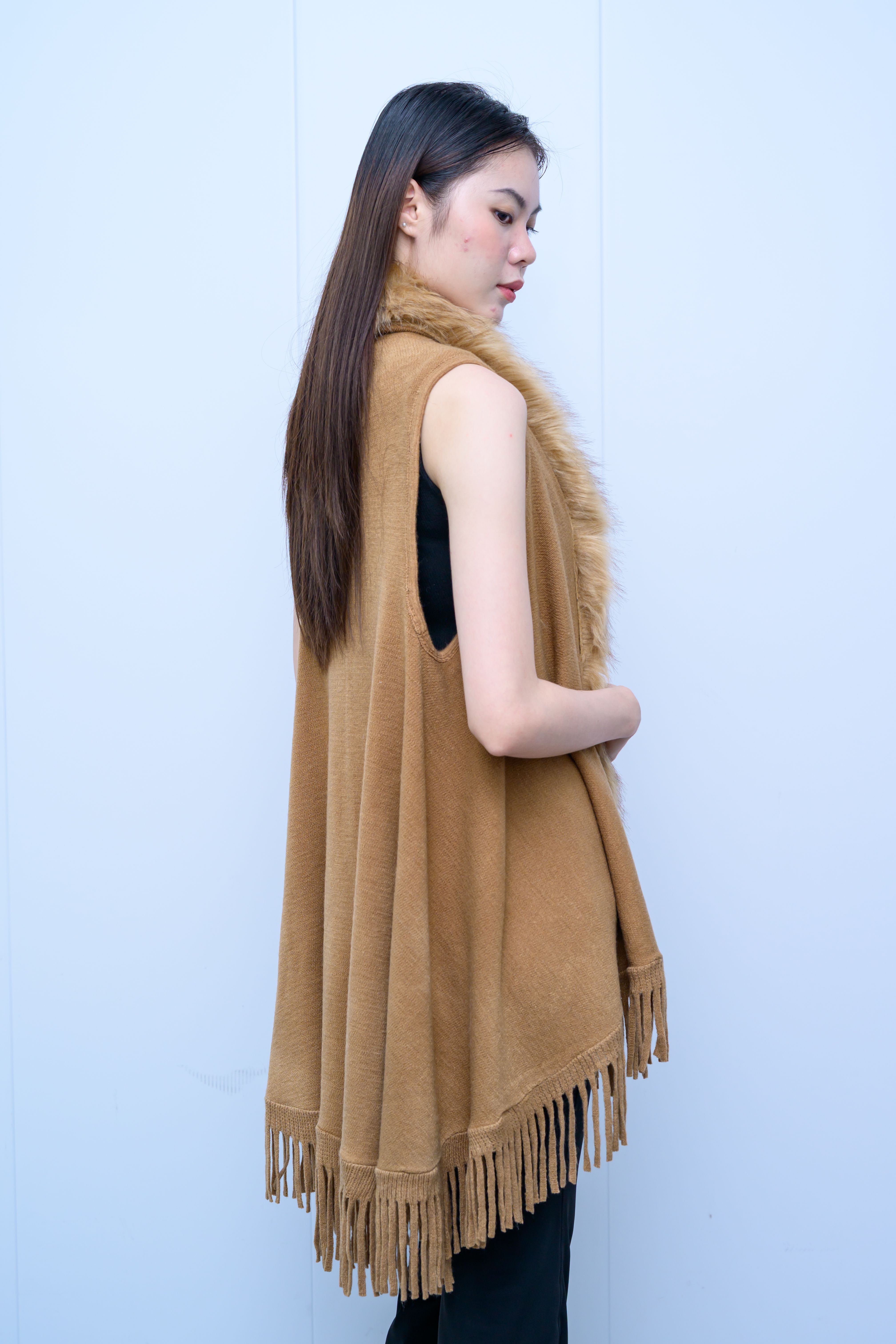 s040Caramel Brown Faux Fur Collar Fringe Knit Vest