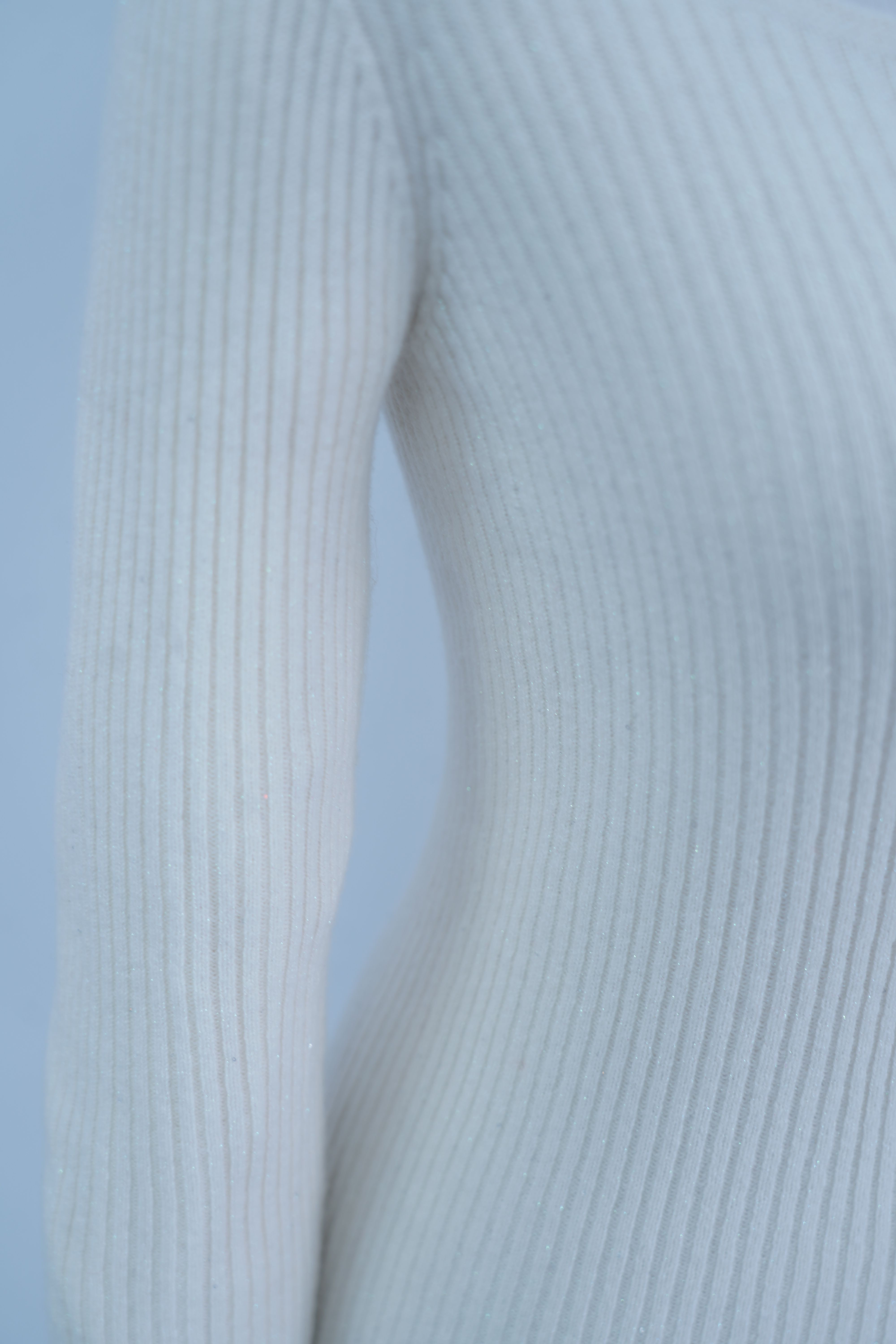 s003Cream White Square-Neck Ribbed Knitted Base Layer