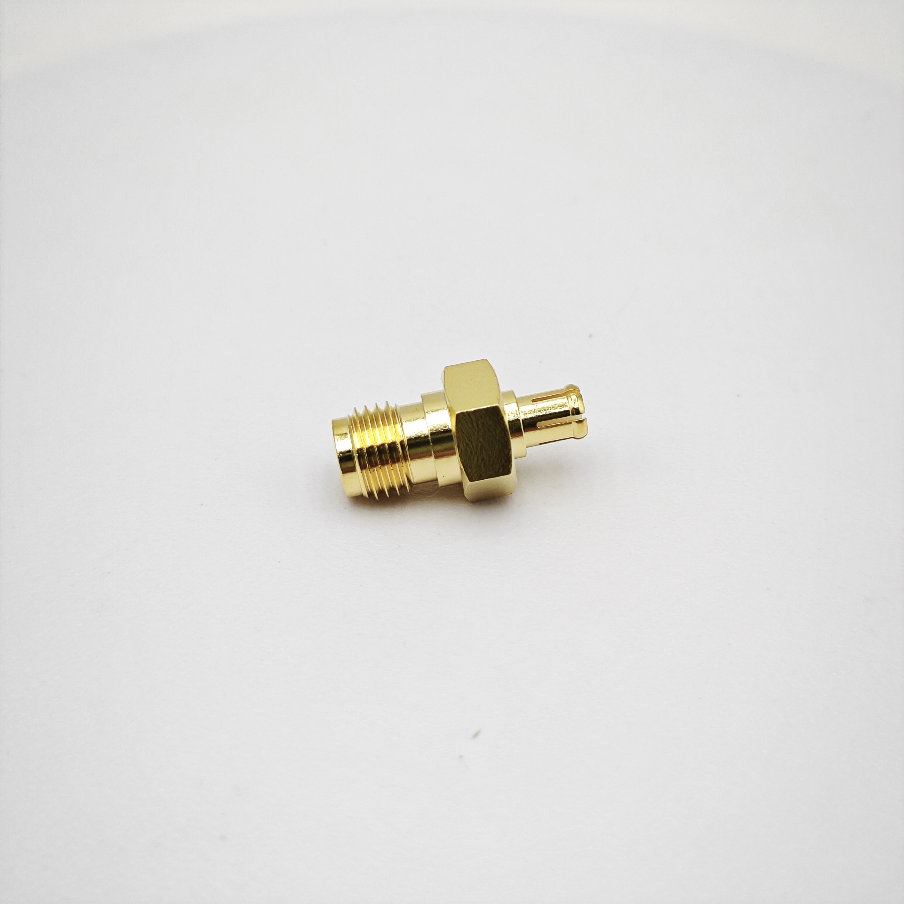 SMA/MCX-KJ RF Adapter