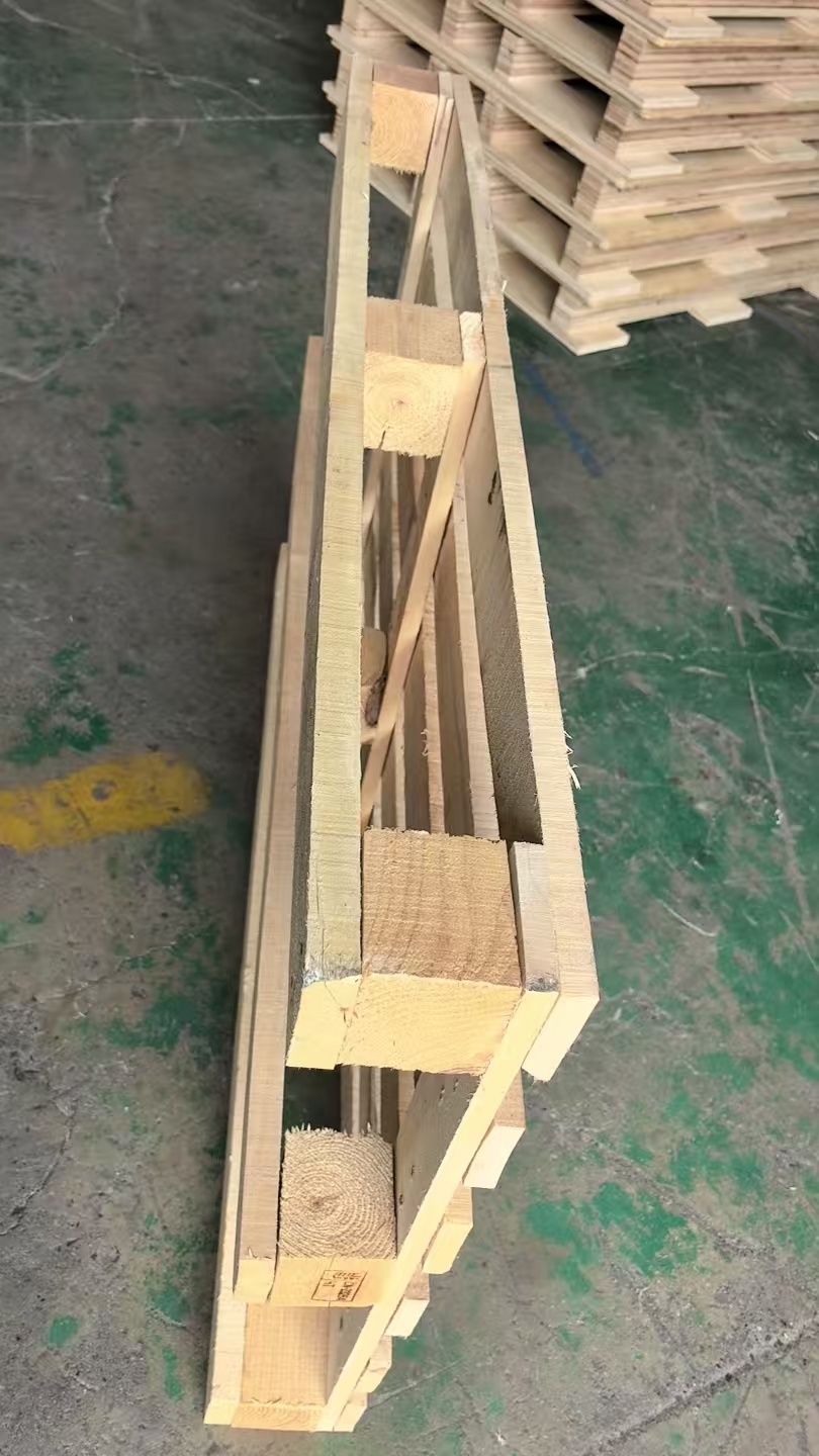 Heat-Treated Stringer Pallets 3