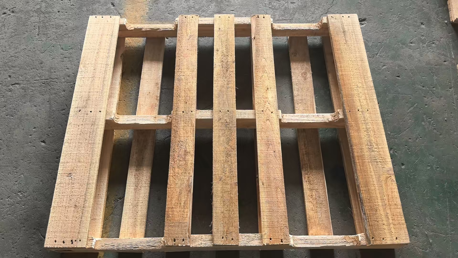 US Standard Pallets (GMA) 2