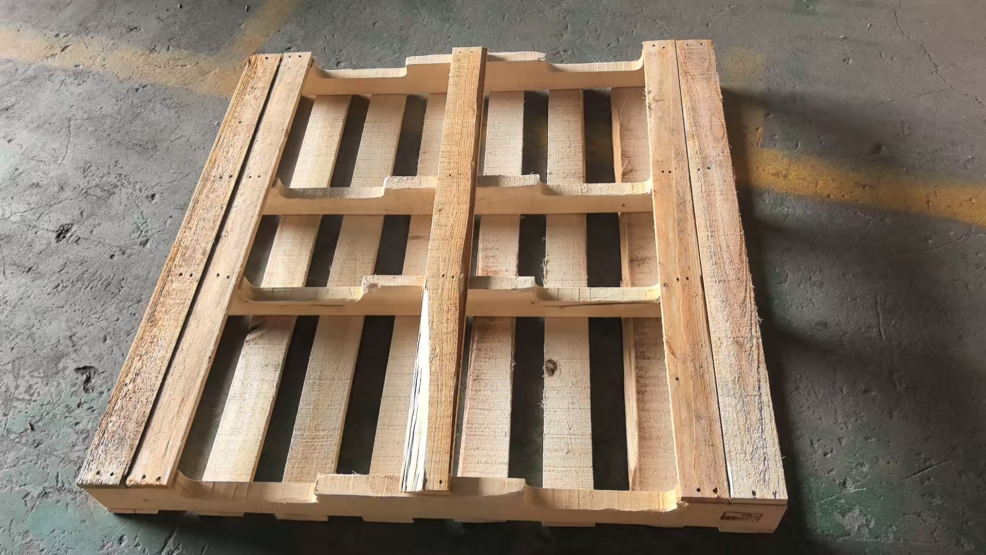 Heat-Treated Pallets 5