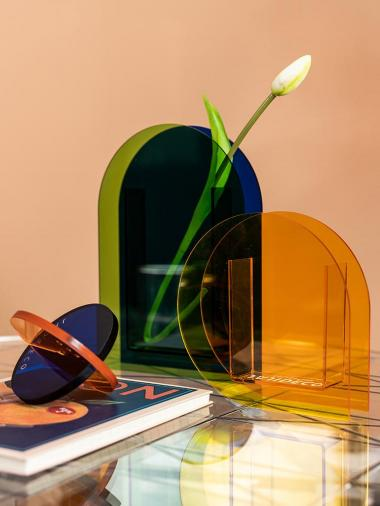 Acrylic Display Stand A16 thumbnail 3