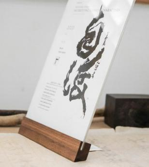 Acrylic Display Stand A7 thumbnail 3