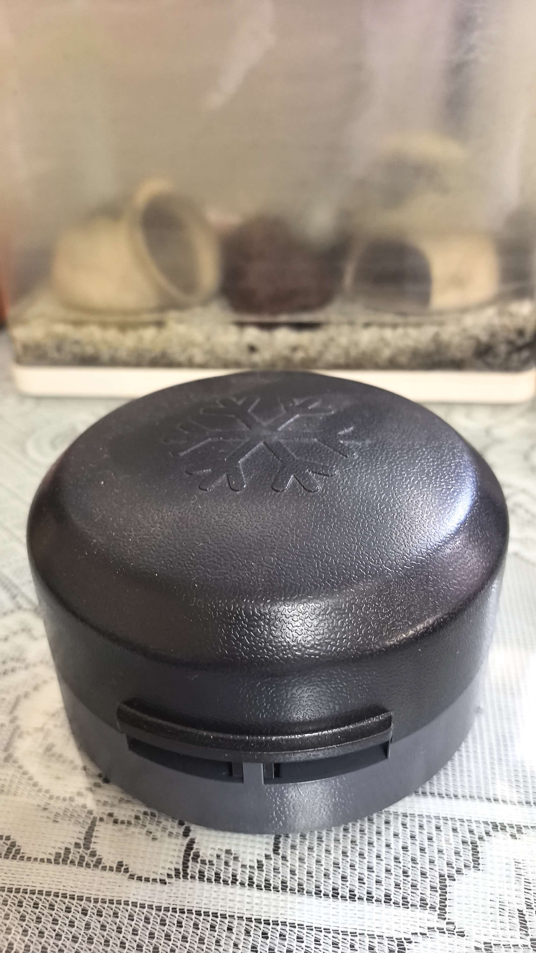 Custom Injection-Molded Component 02 production view 1