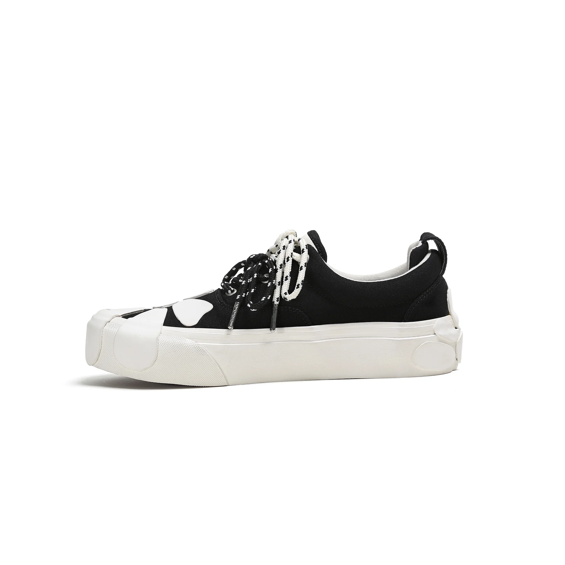 YJ937 Daisy Contrast Canvas Shoe, customer supplied view 2