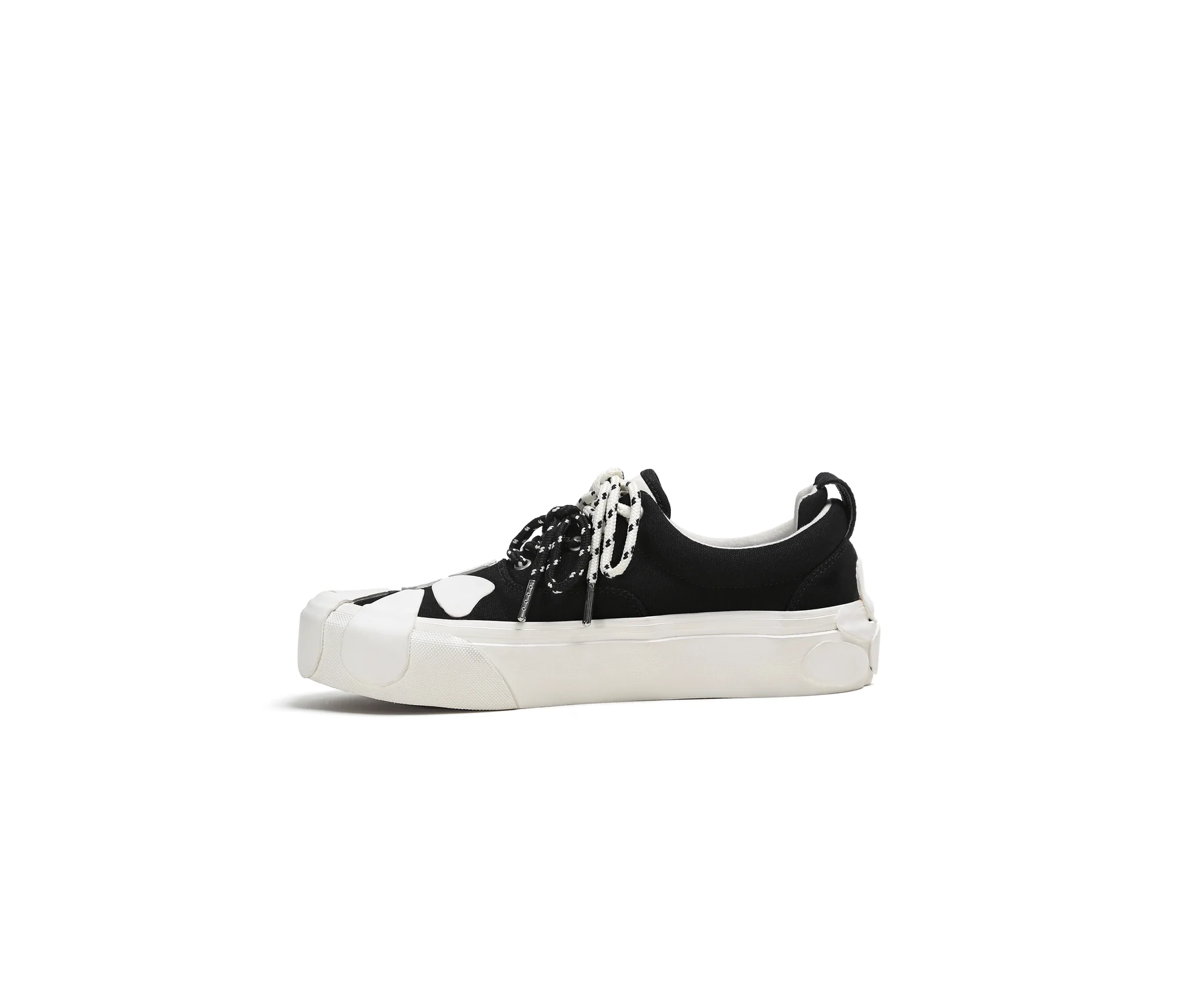 YJ937 Daisy Contrast Canvas Shoe — customer supplied product photograph