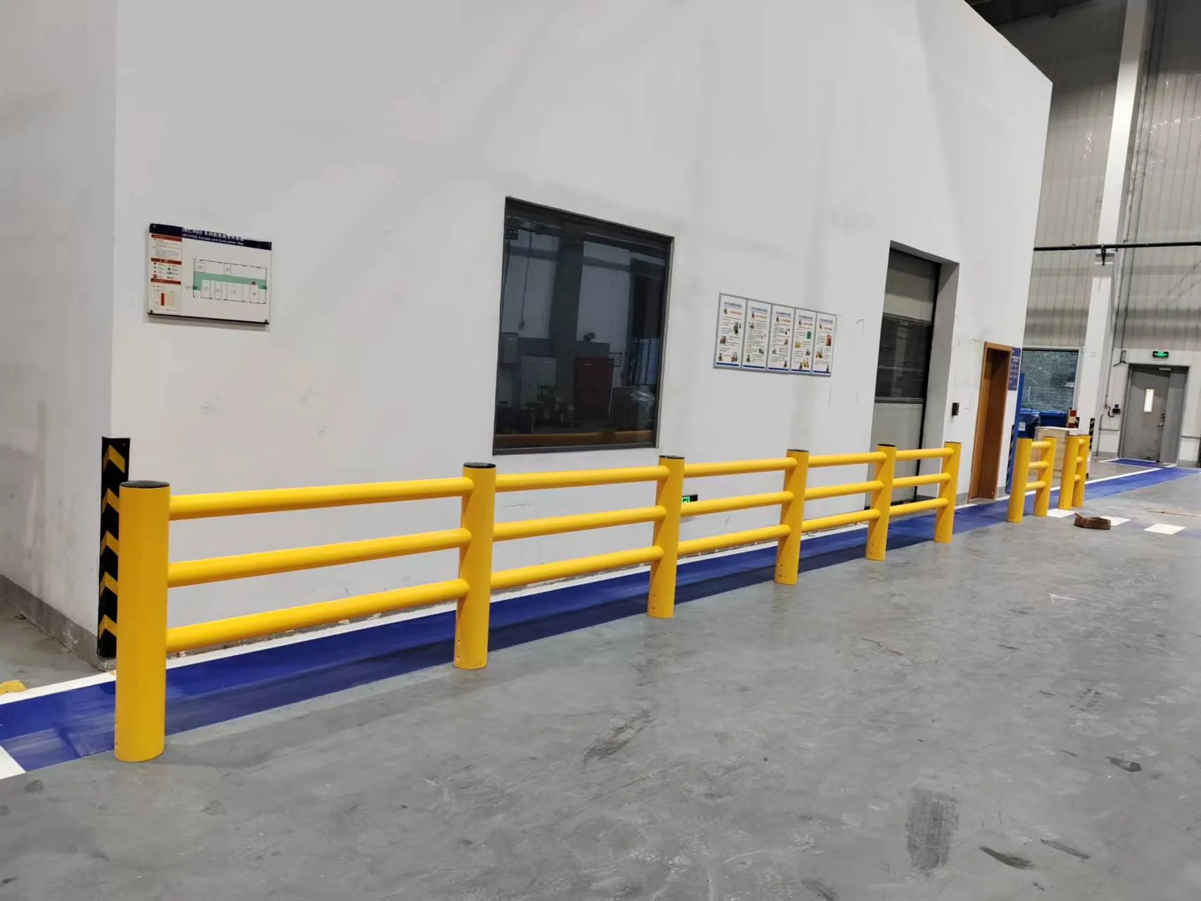 Guardrail installation view 12