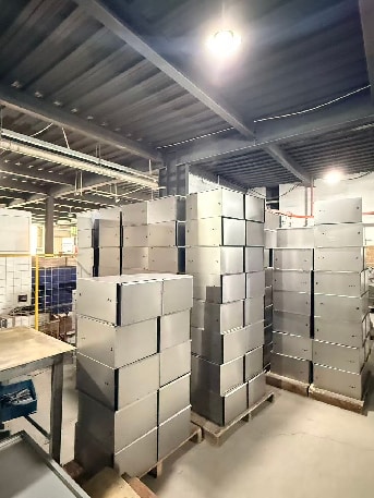 Warehouse storage at J&Y