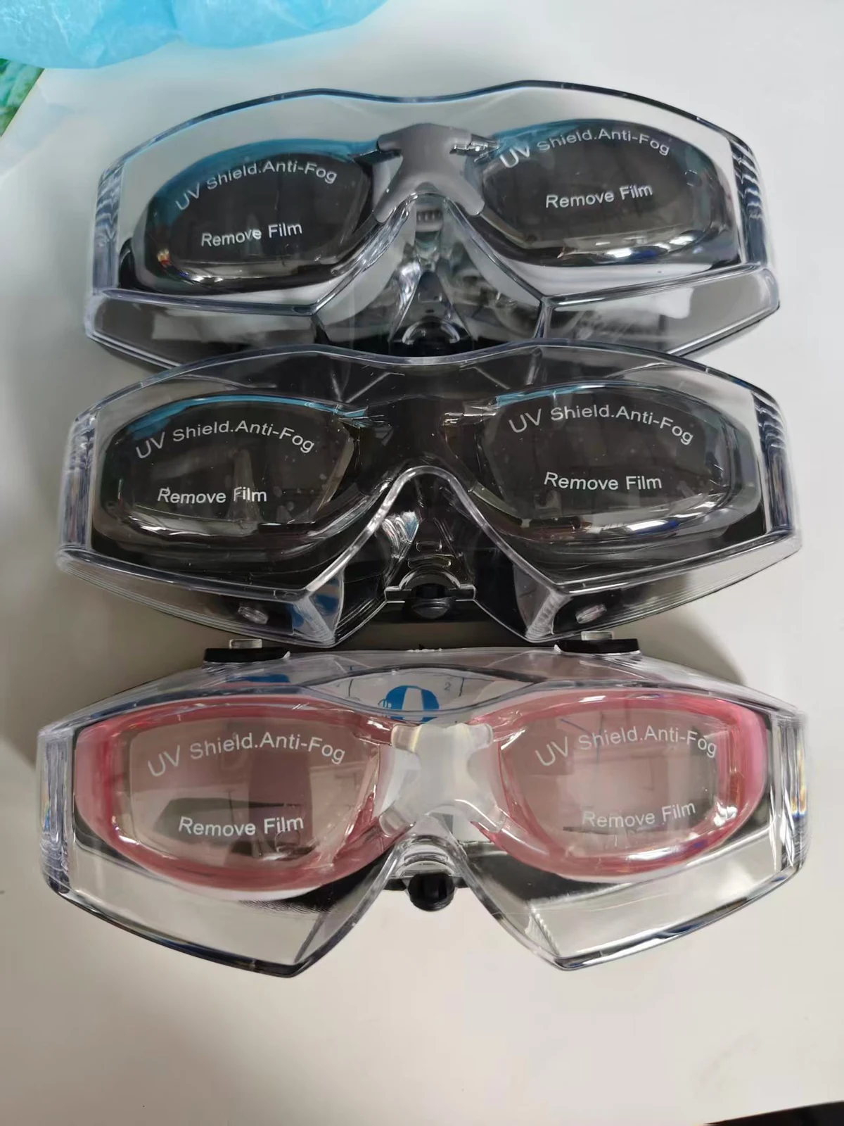 Complete view of swim goggles model 9200