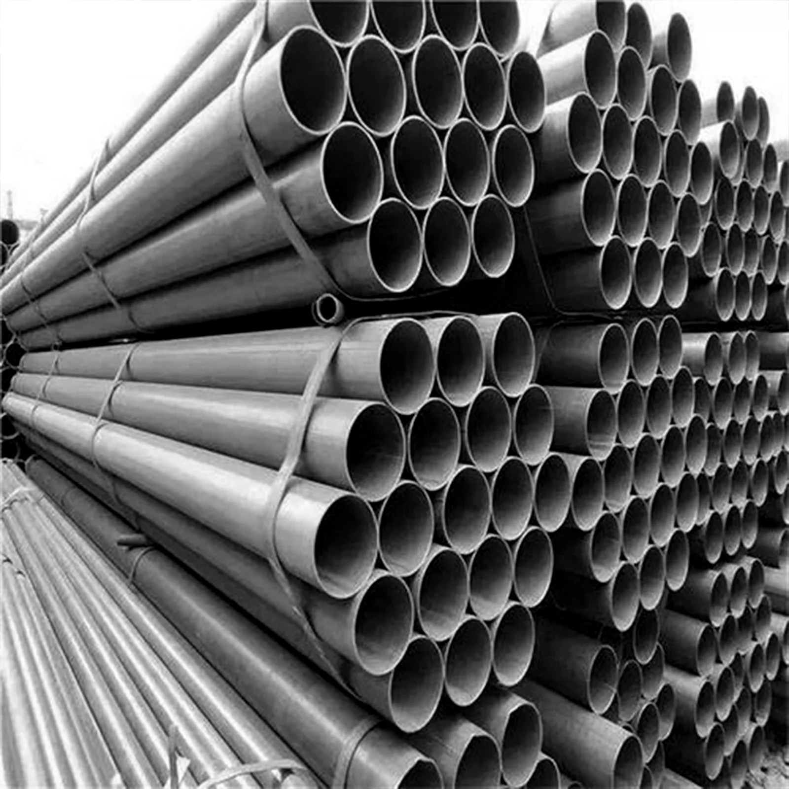 Black Welded Steel Pipe product view 3