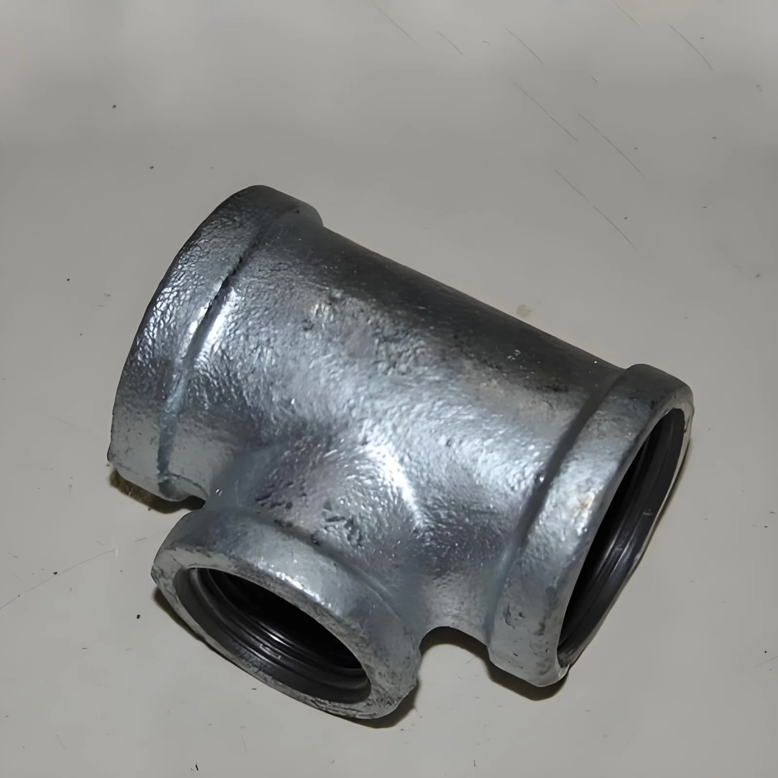 Malleable Iron Galvanized Tee product view 7