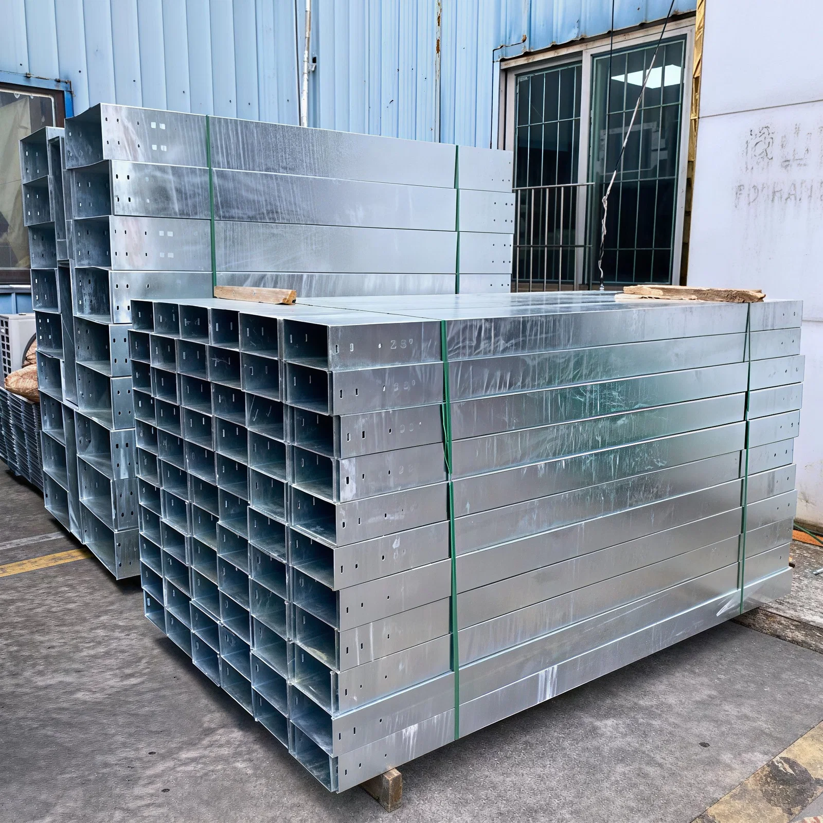 Hot-Dip Galvanized Cable Tray product view 4