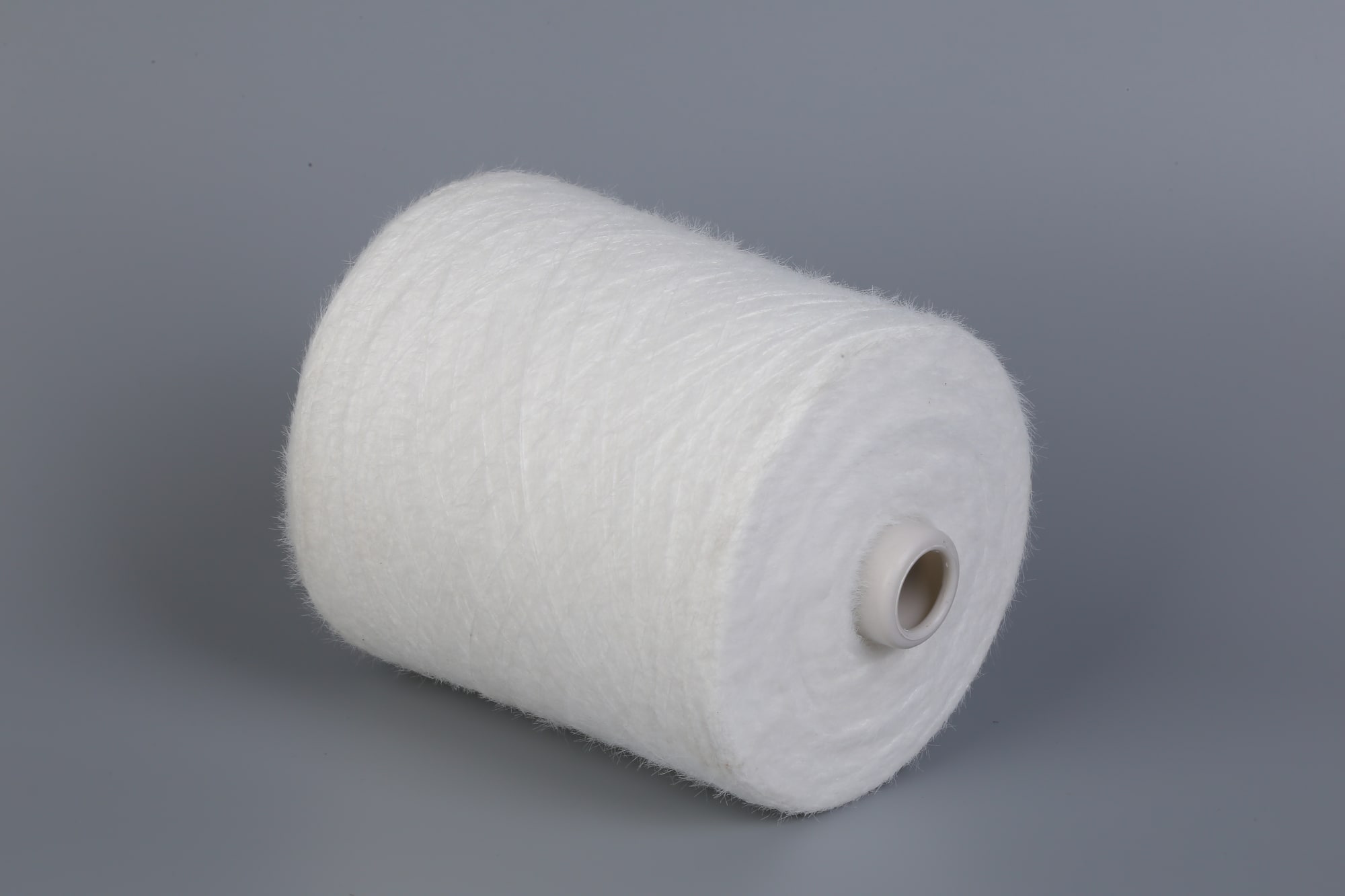 Feather Yarn, photograph 3