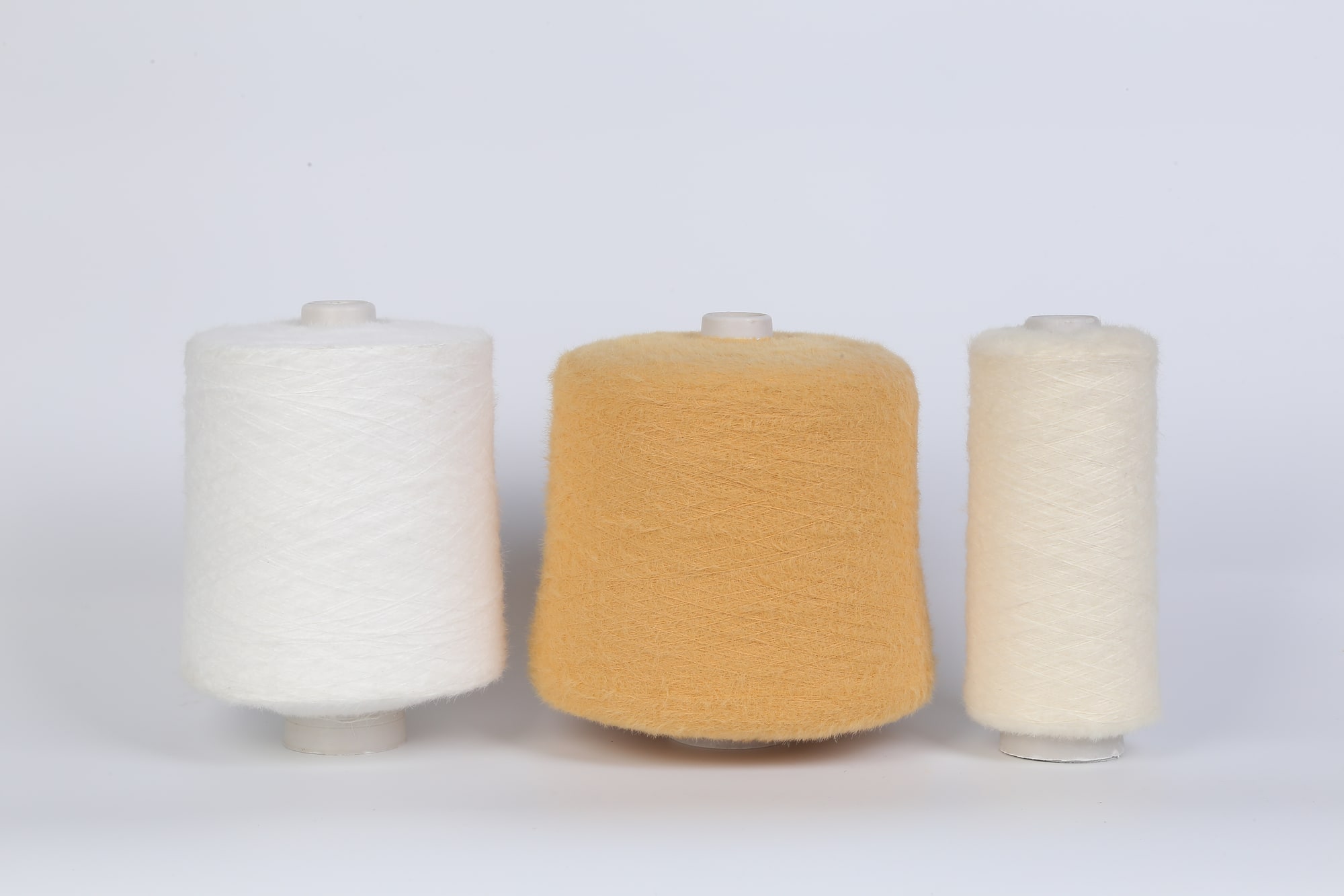 Feather Yarn, photograph 4