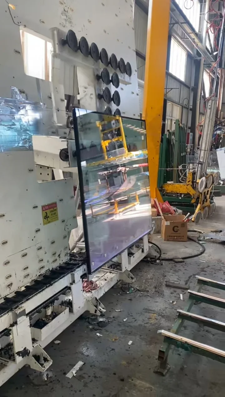 Jiangsu Yaoxing Safety Glass production workshop — factory photograph 13