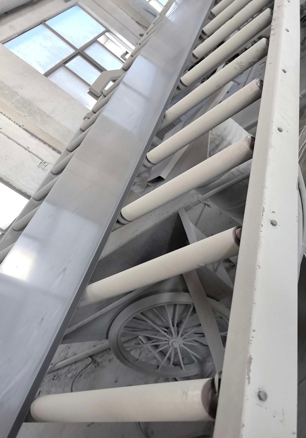Material transfer equipment
