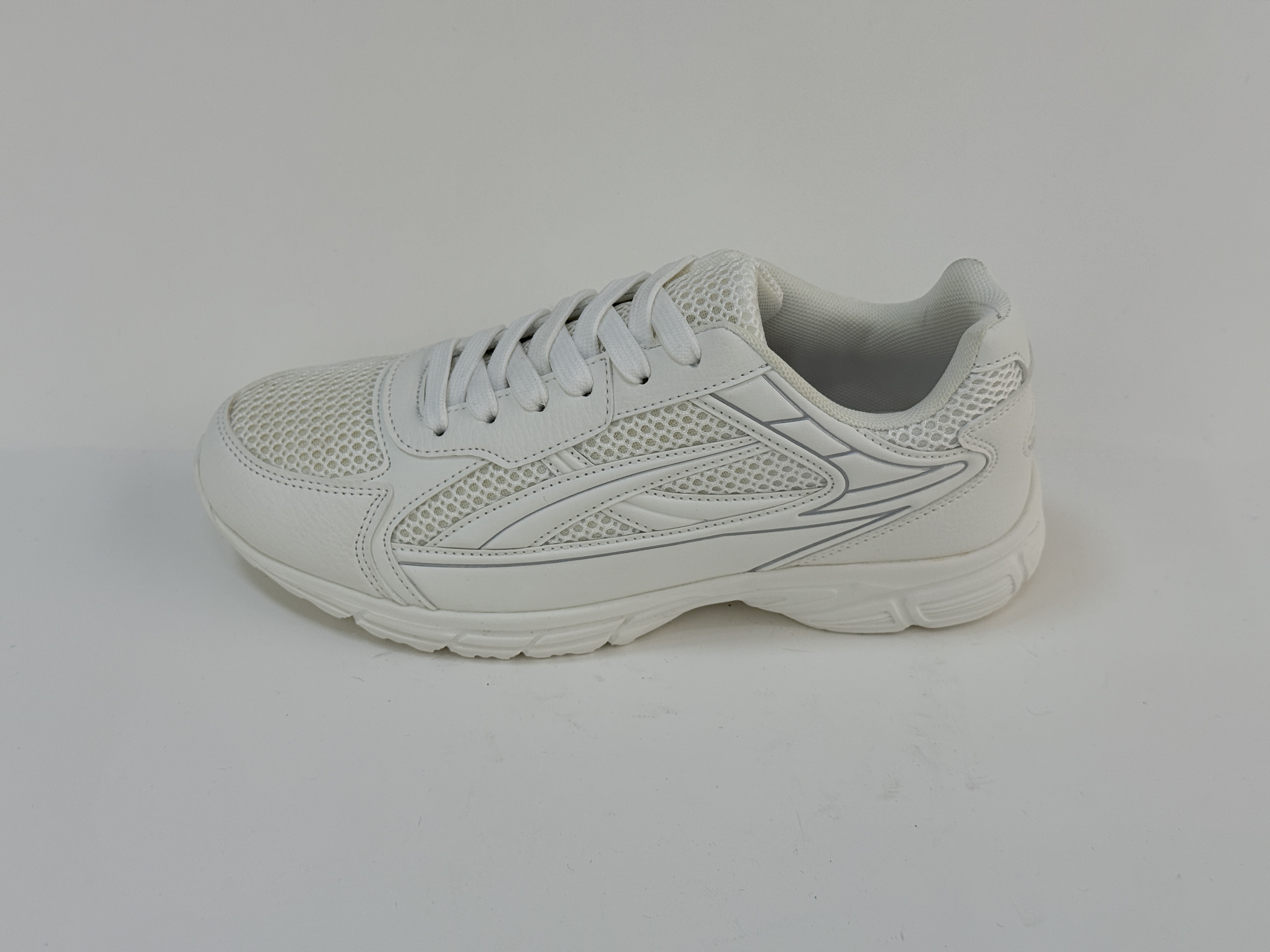 Women's Everyday Casual Shoes, customer-supplied catalogue photograph