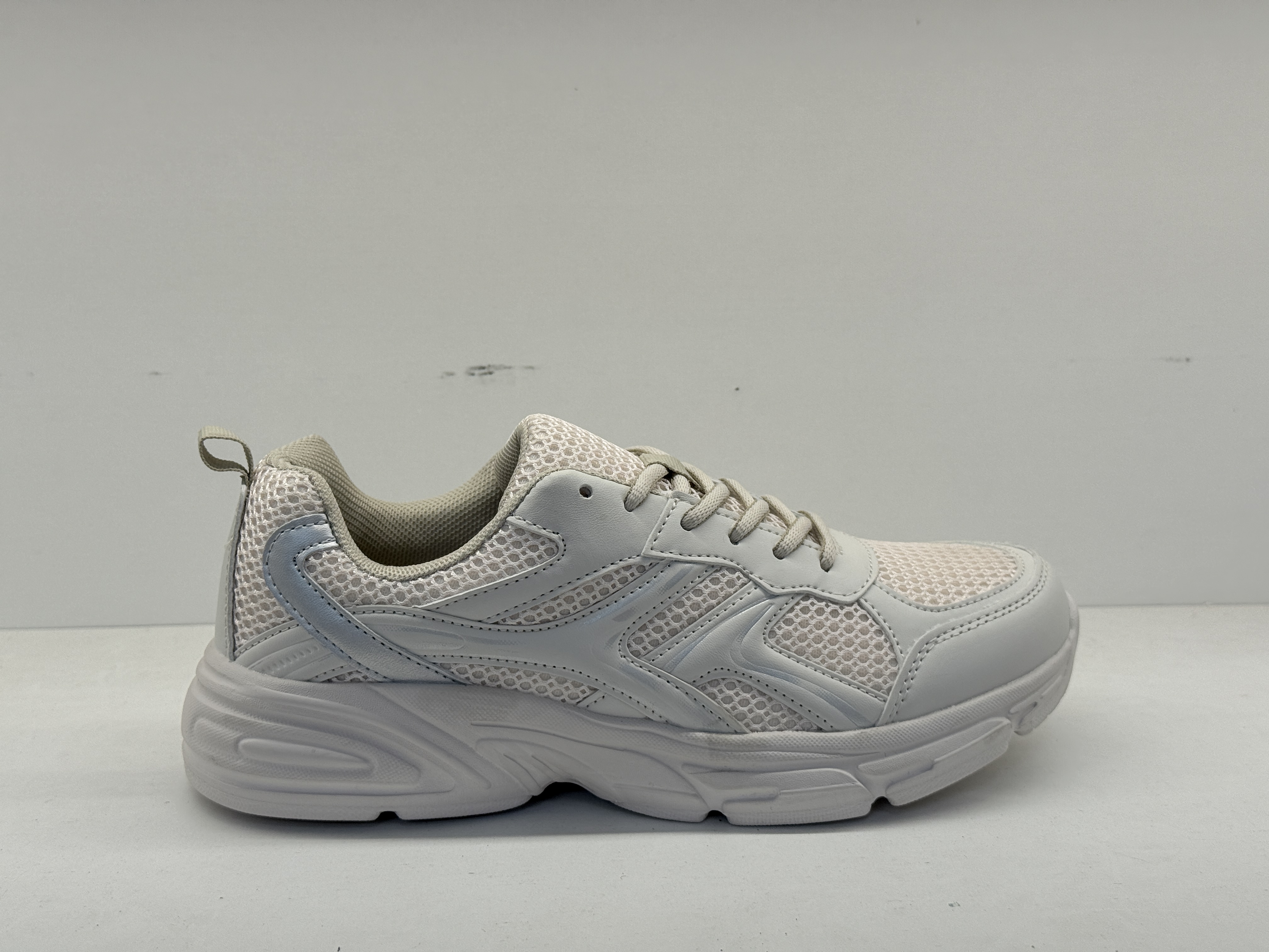 Women's Everyday Casual Shoes, customer-supplied catalogue photograph