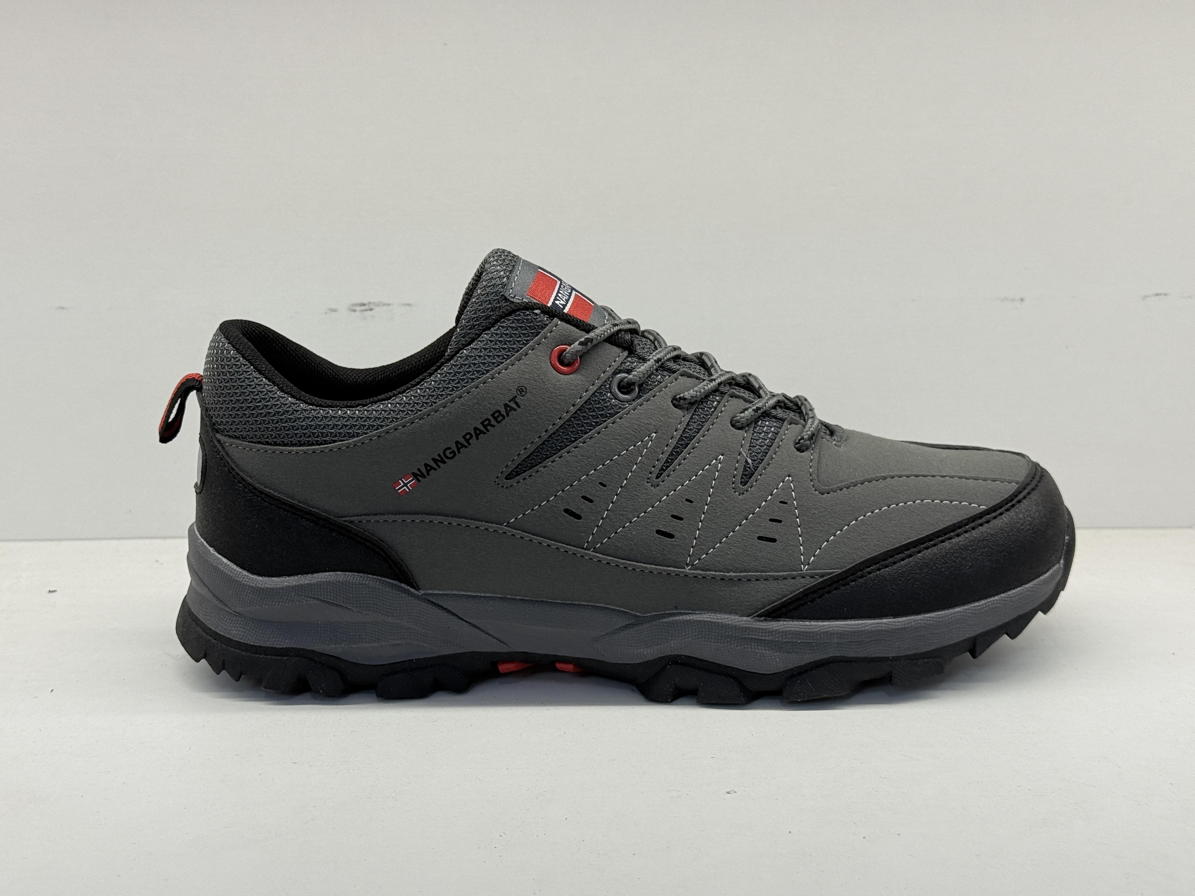 Hiking Shoes, customer-supplied catalogue photograph