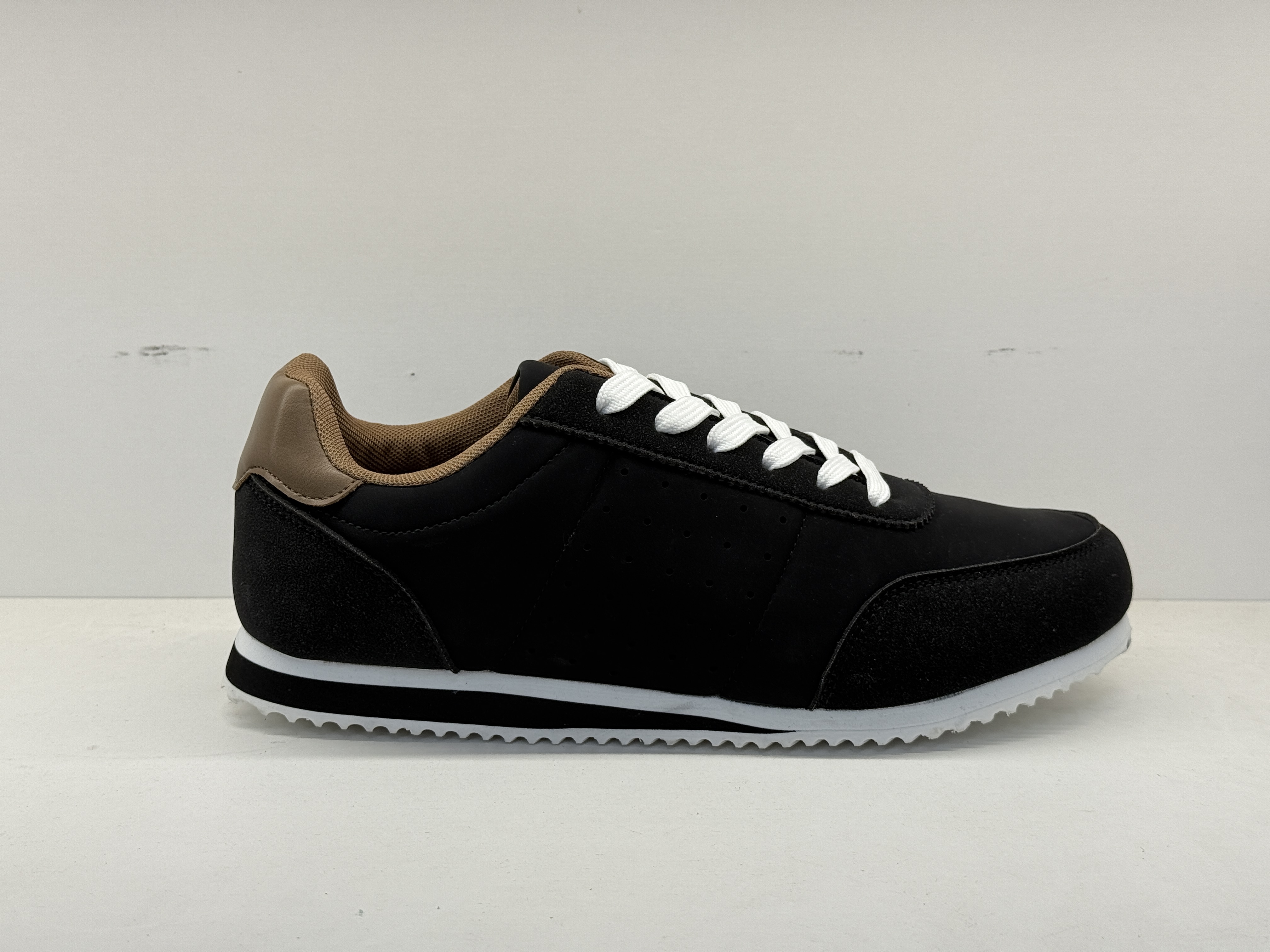 Versatile Casual Shoes, customer-supplied catalogue photograph