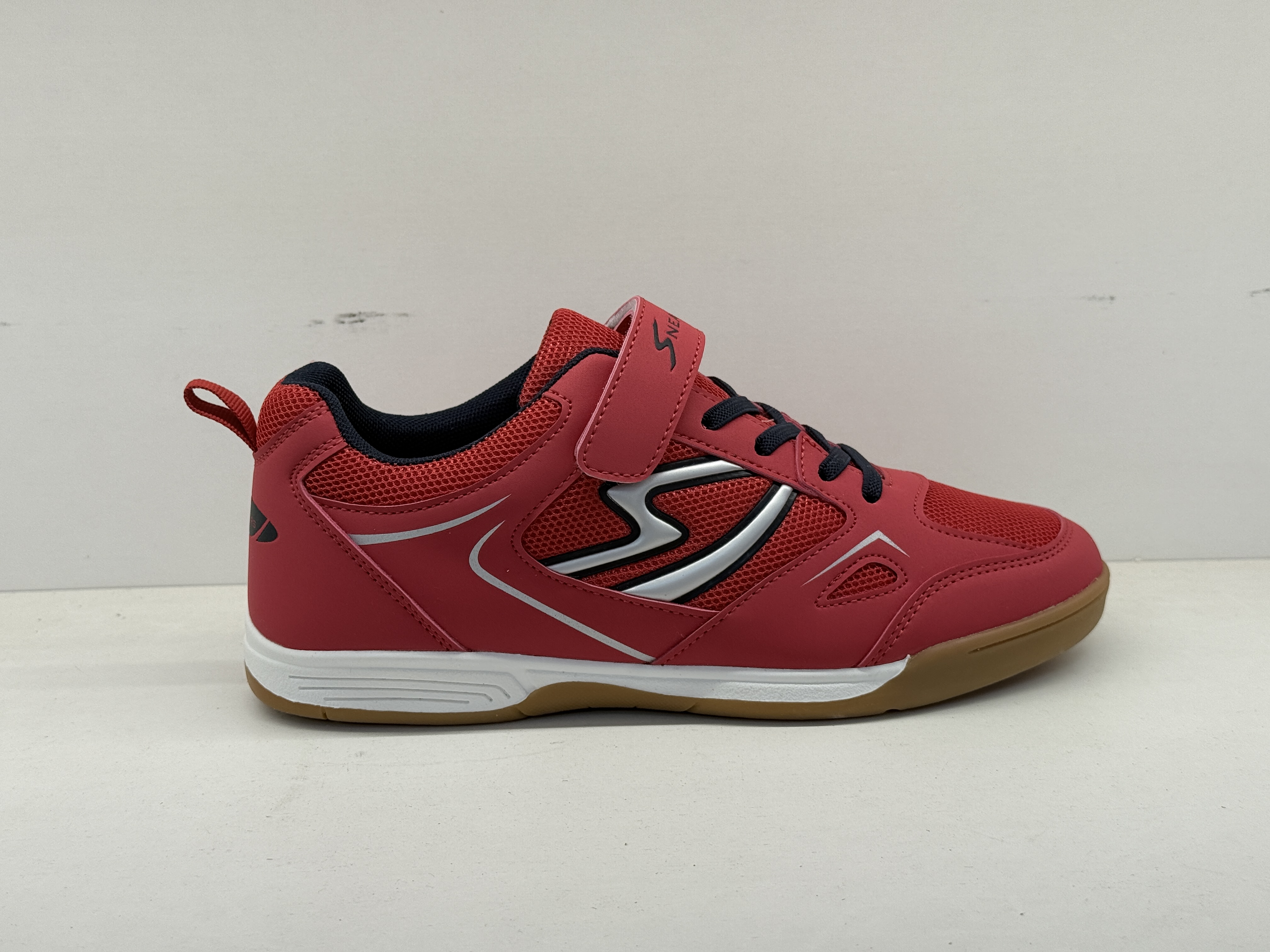 RB Low-Cut PU Indoor Training Shoes, customer-supplied catalogue photograph