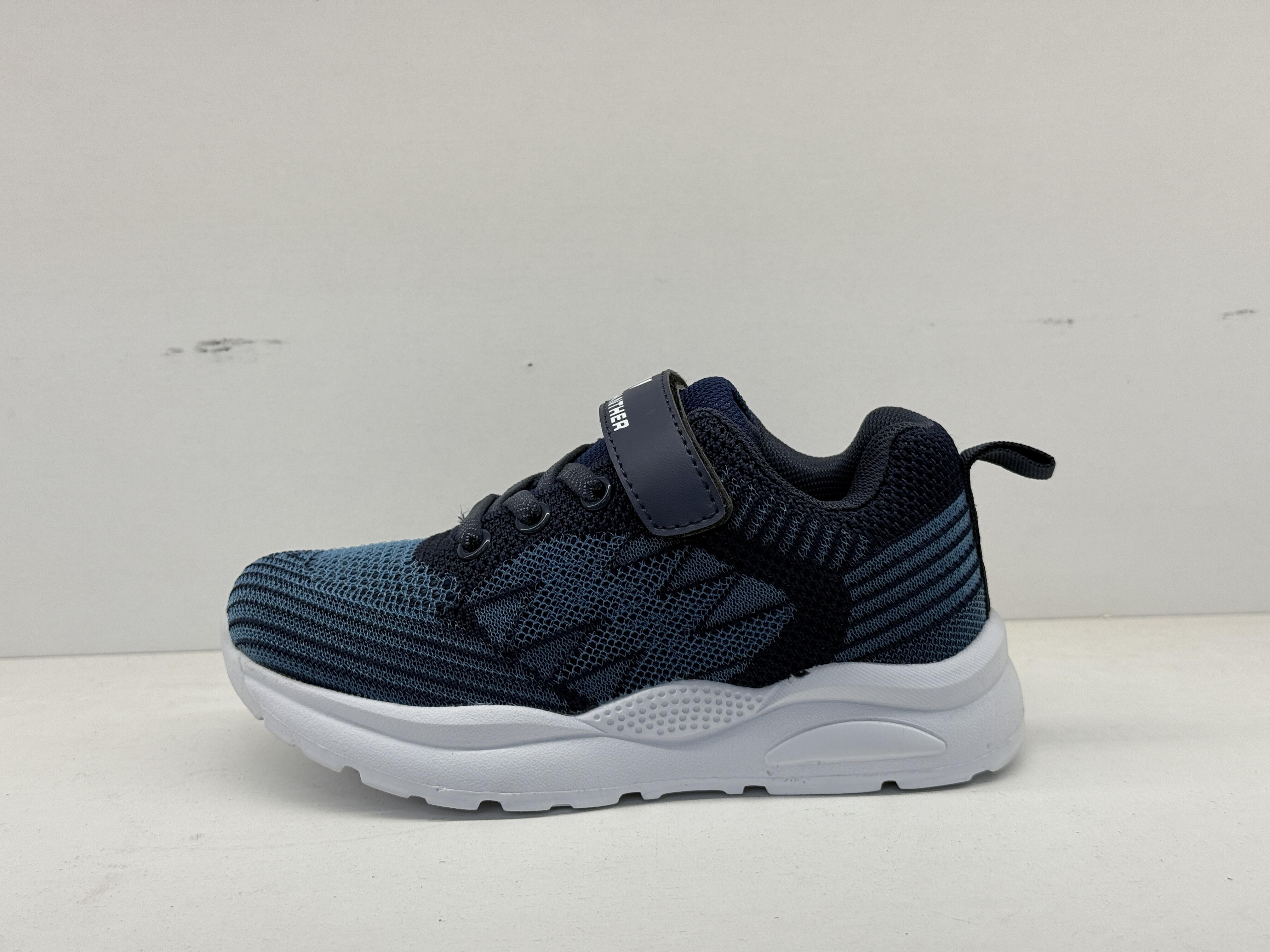 Children's Sports Shoes, customer-supplied catalogue photograph