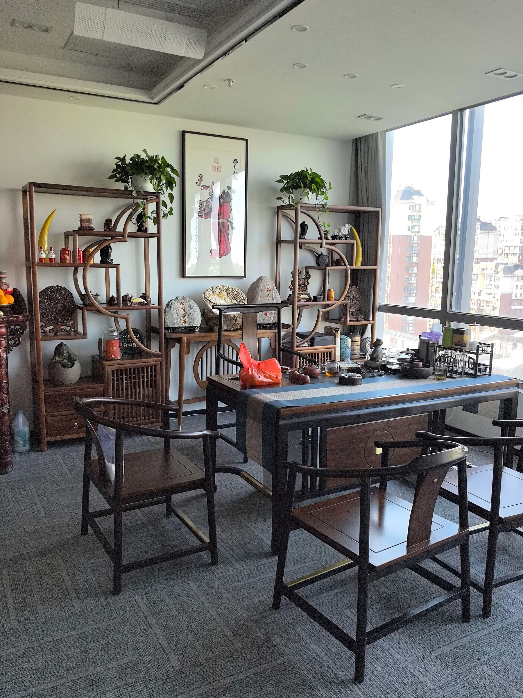 Office photograph 6