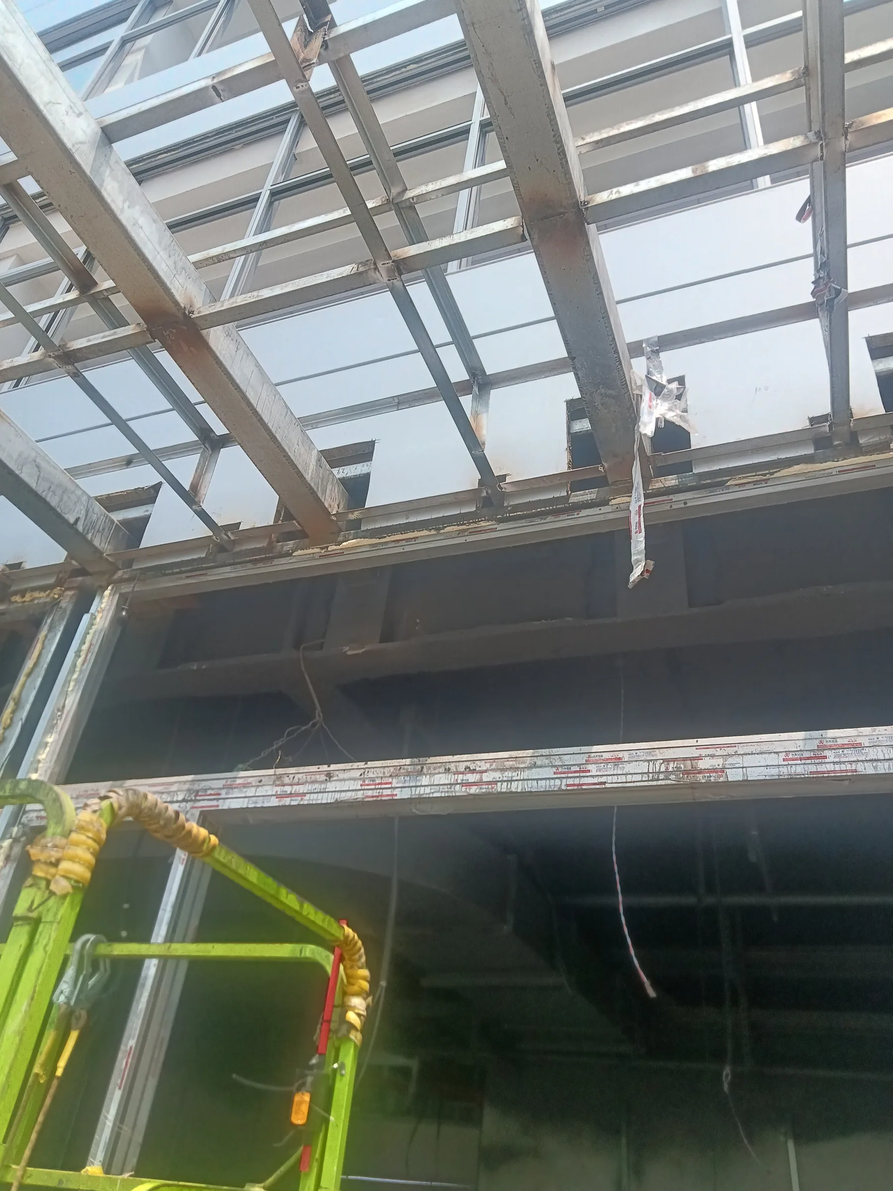 Construction process photograph 8