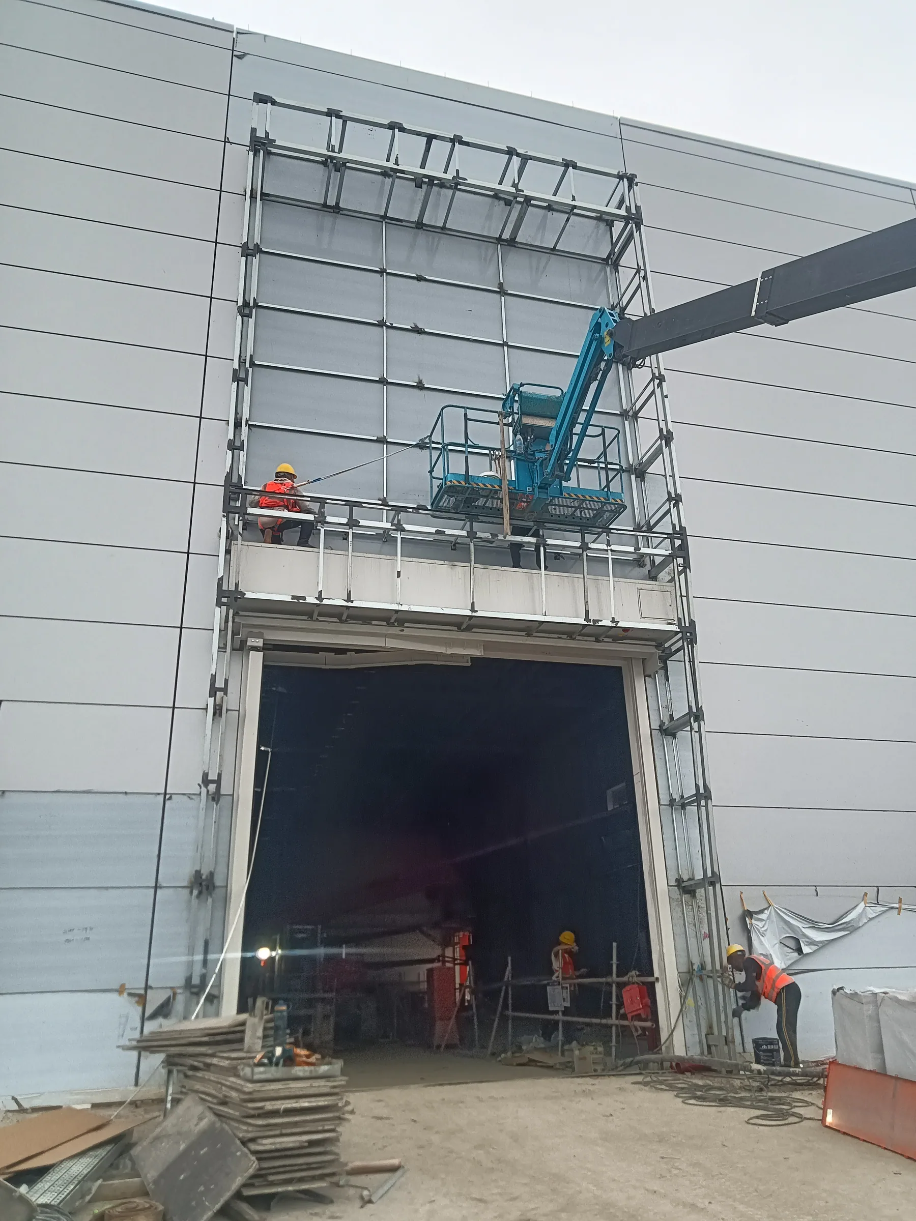 Construction process photograph 24