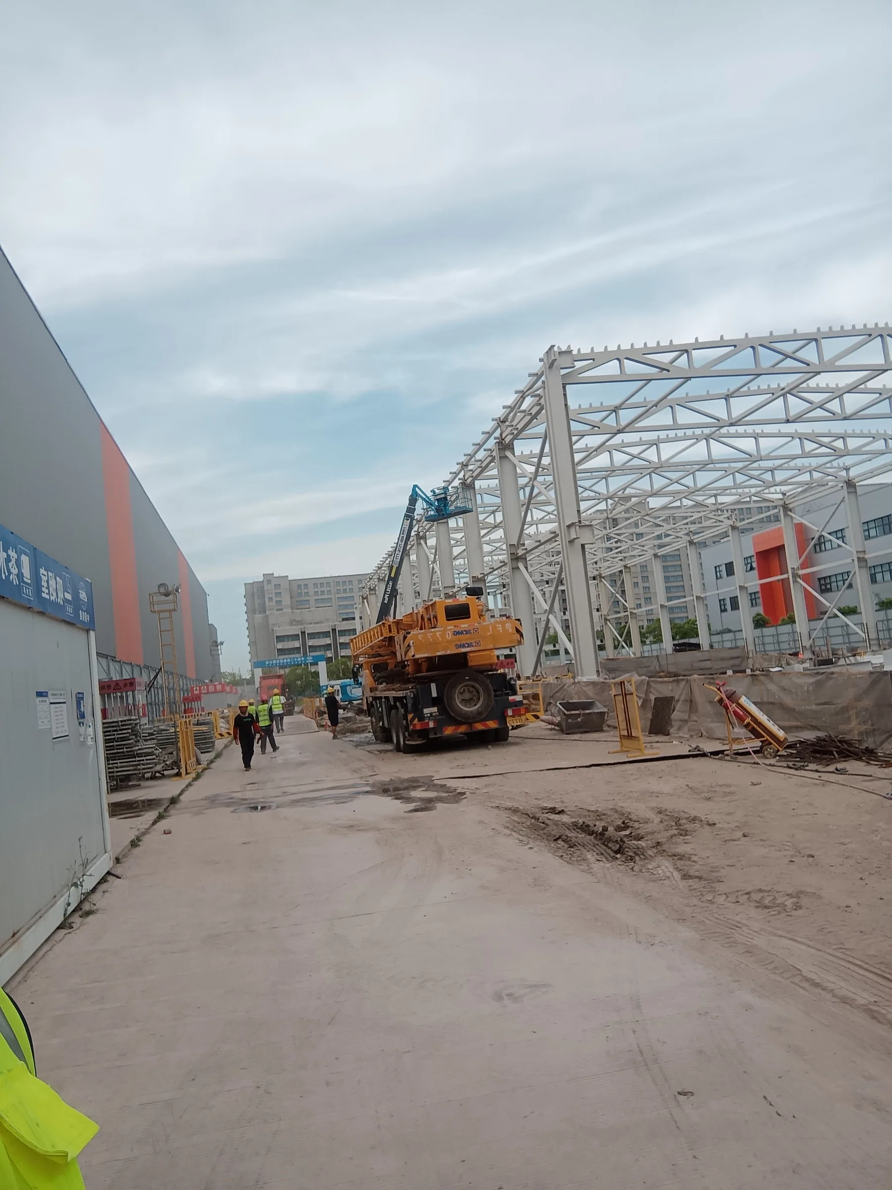 Construction process photograph 26