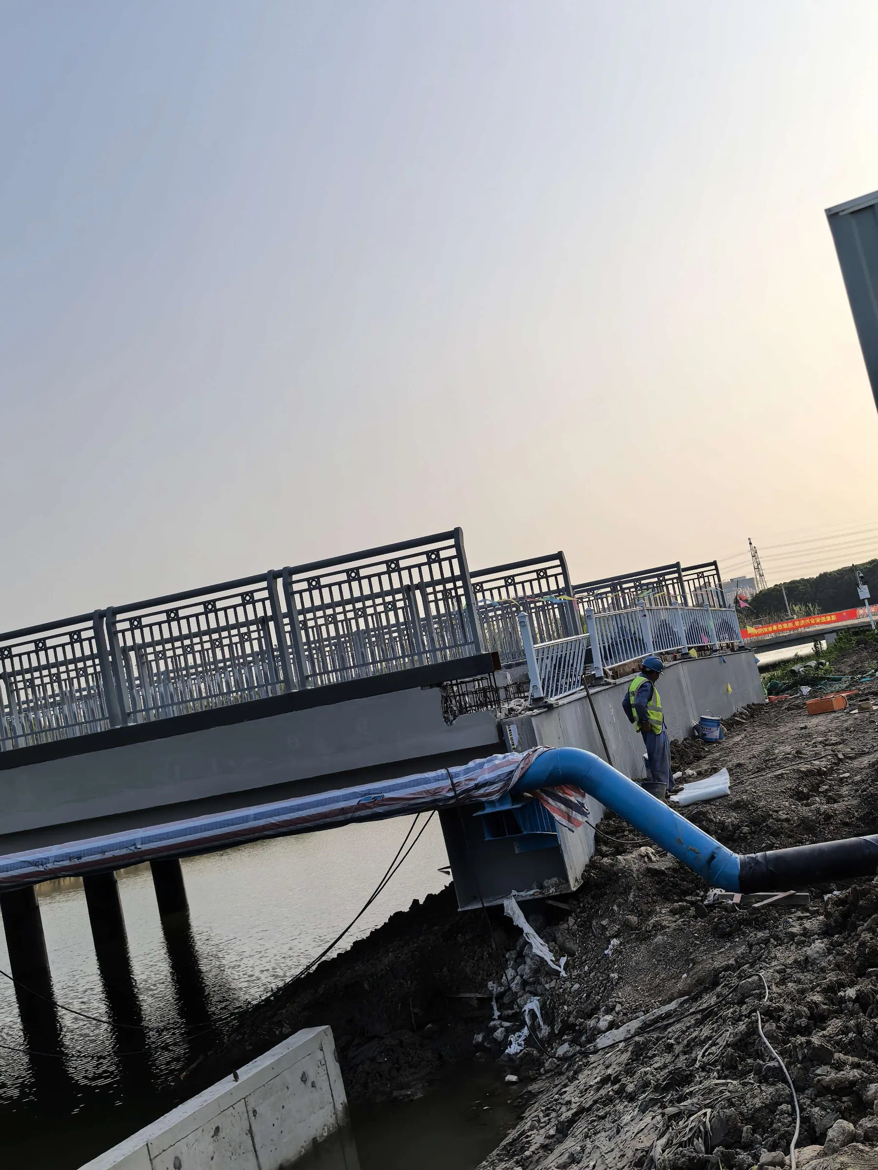 Construction process photograph 36