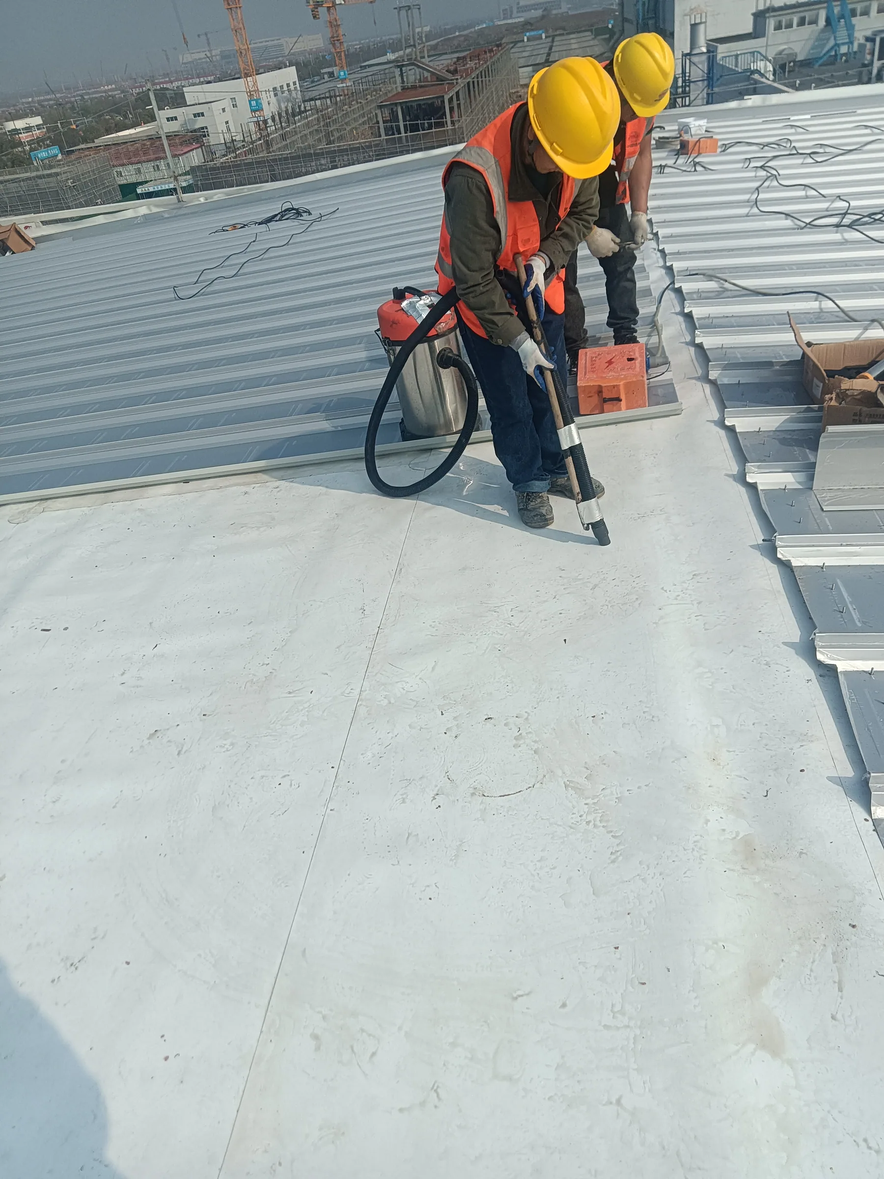 Roofing and enclosure photograph 23