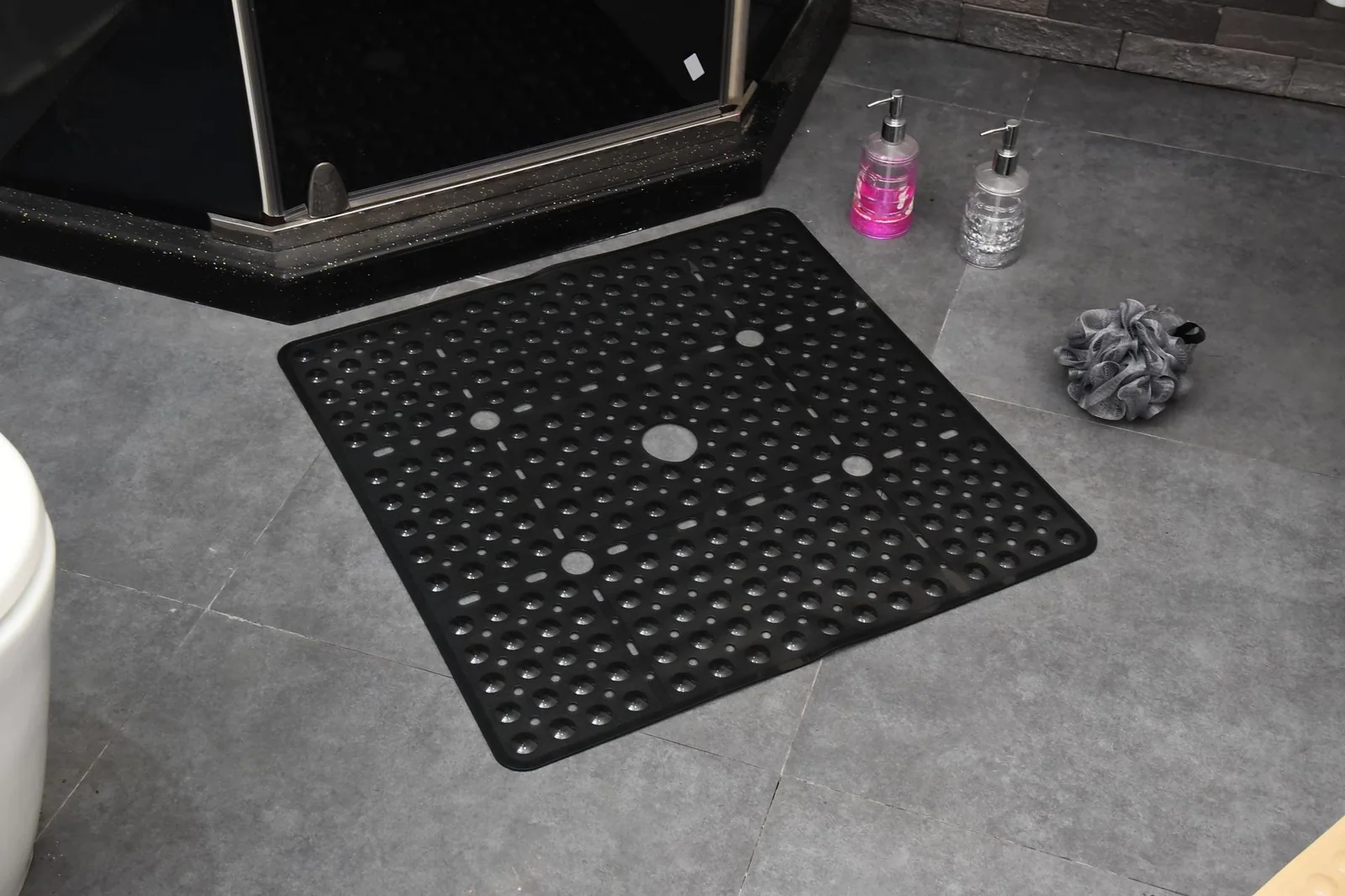 Non Slip PVC Solid Bathroom Mats Eco-Friendly Massage Function Customizable Size Multiple Colors Available