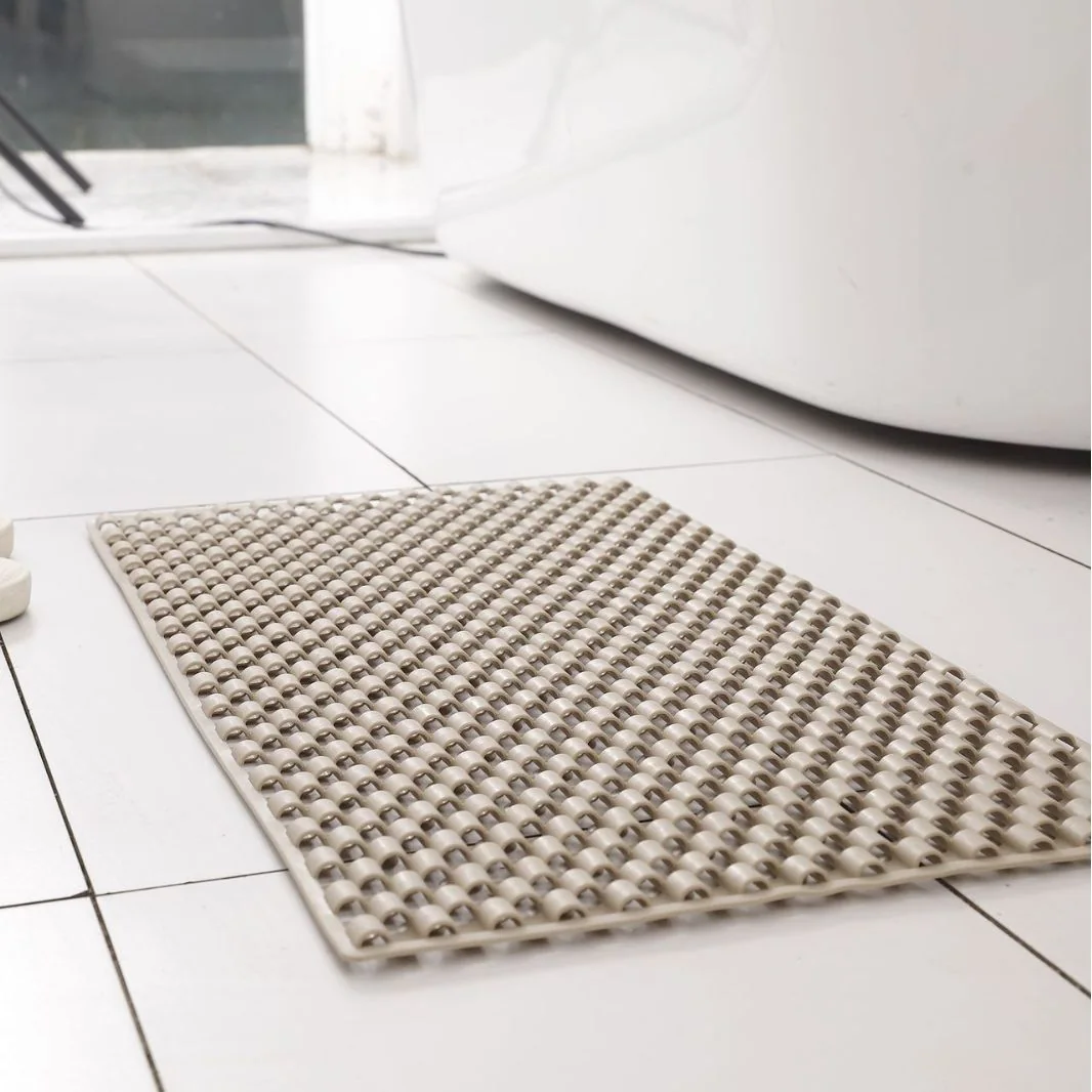 Best Non Slip Eco-Friendly Solid TPE Bath Mat with Massage Function for Bathroom Floor