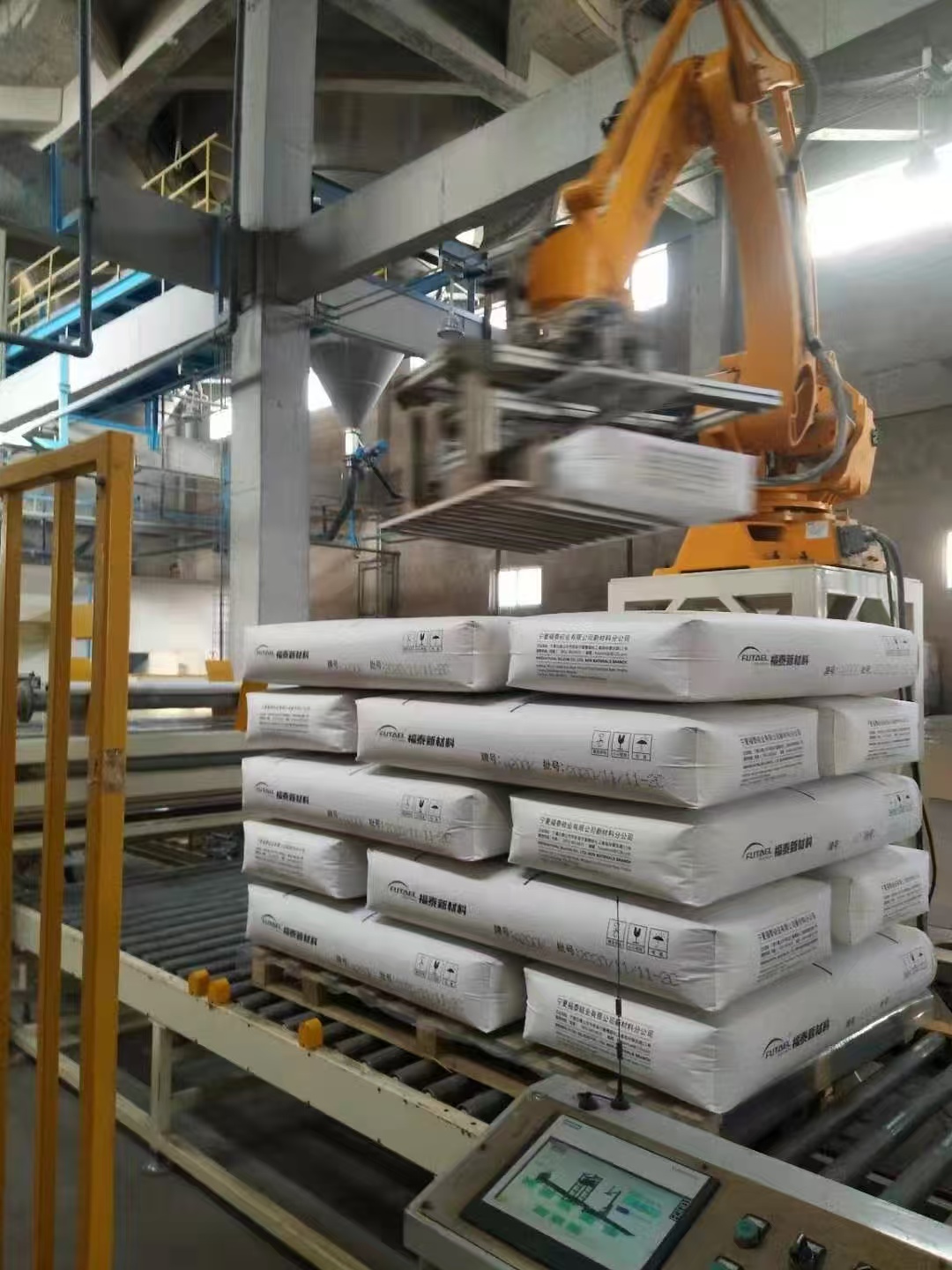Automated palletizing of insulation materials