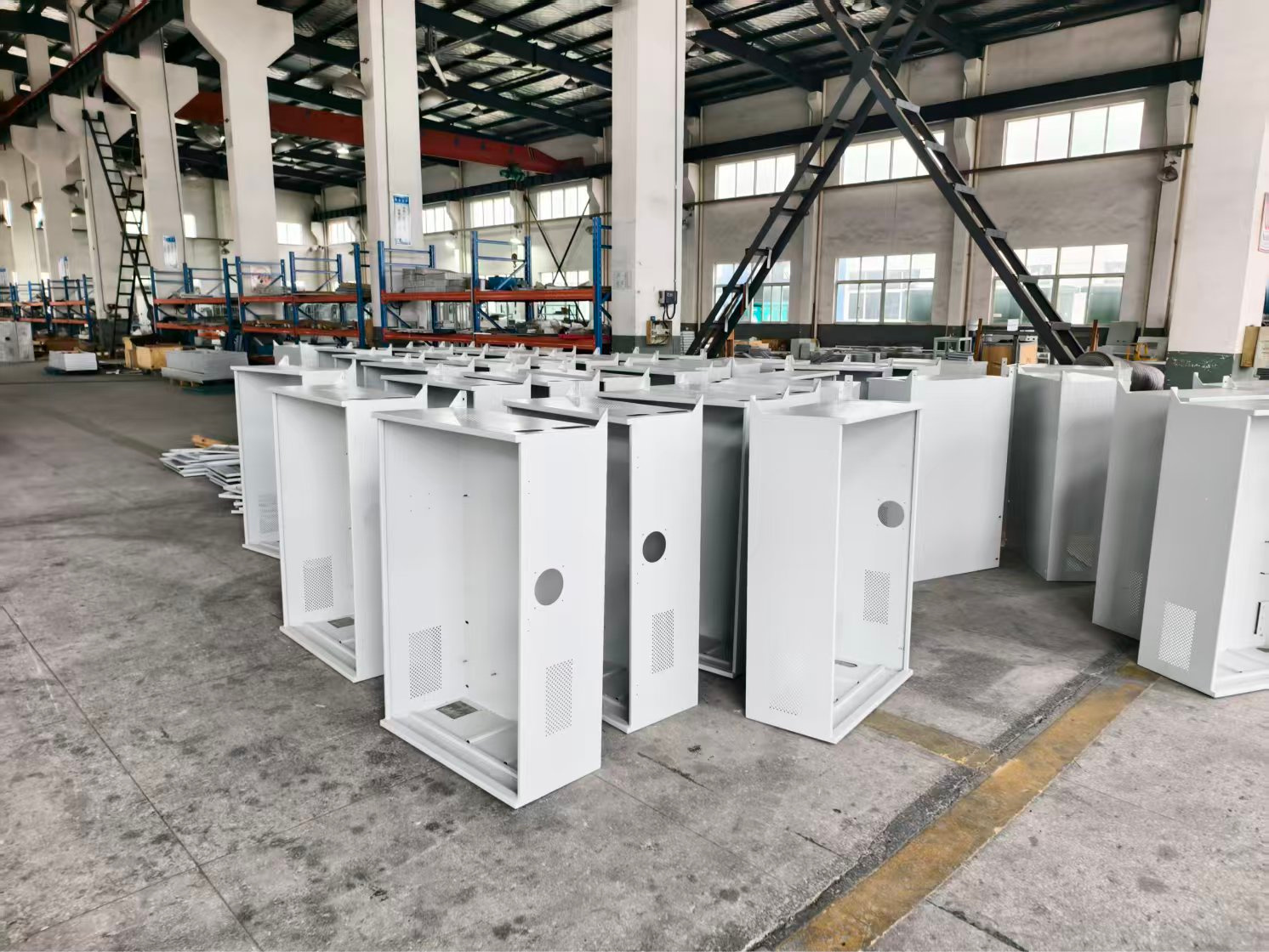 Customer-supplied company photograph 12