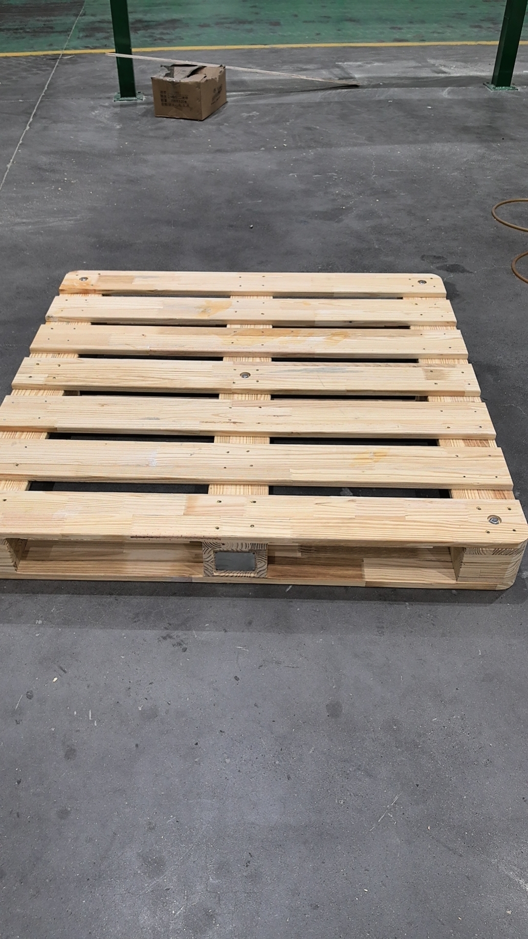 Custom Pallets